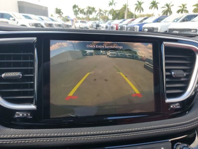 2021 Chrysler Pacifica Hybrid Limited