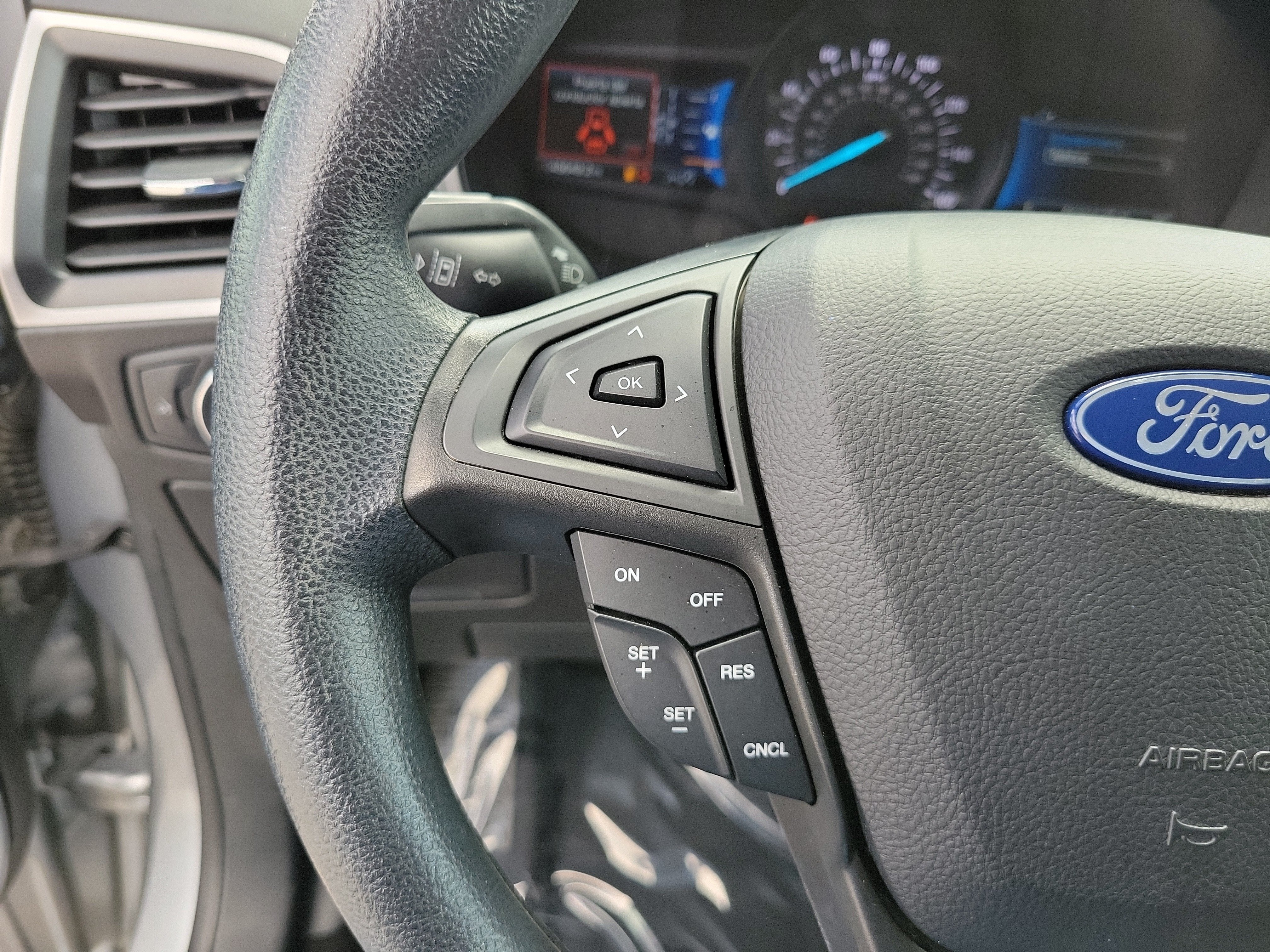 2022 Ford Edge SE 4WD