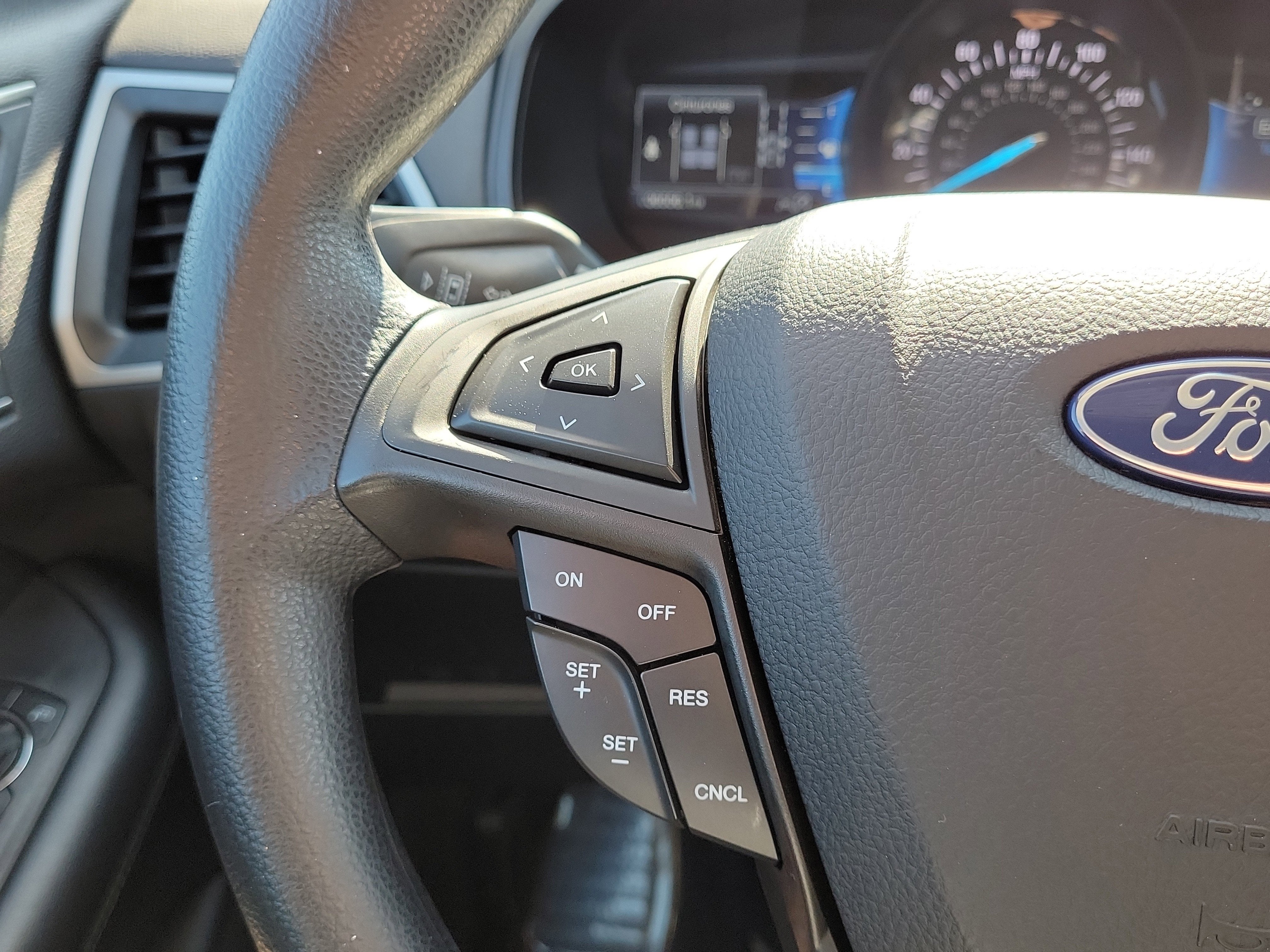 2022 Ford Edge SE 4WD