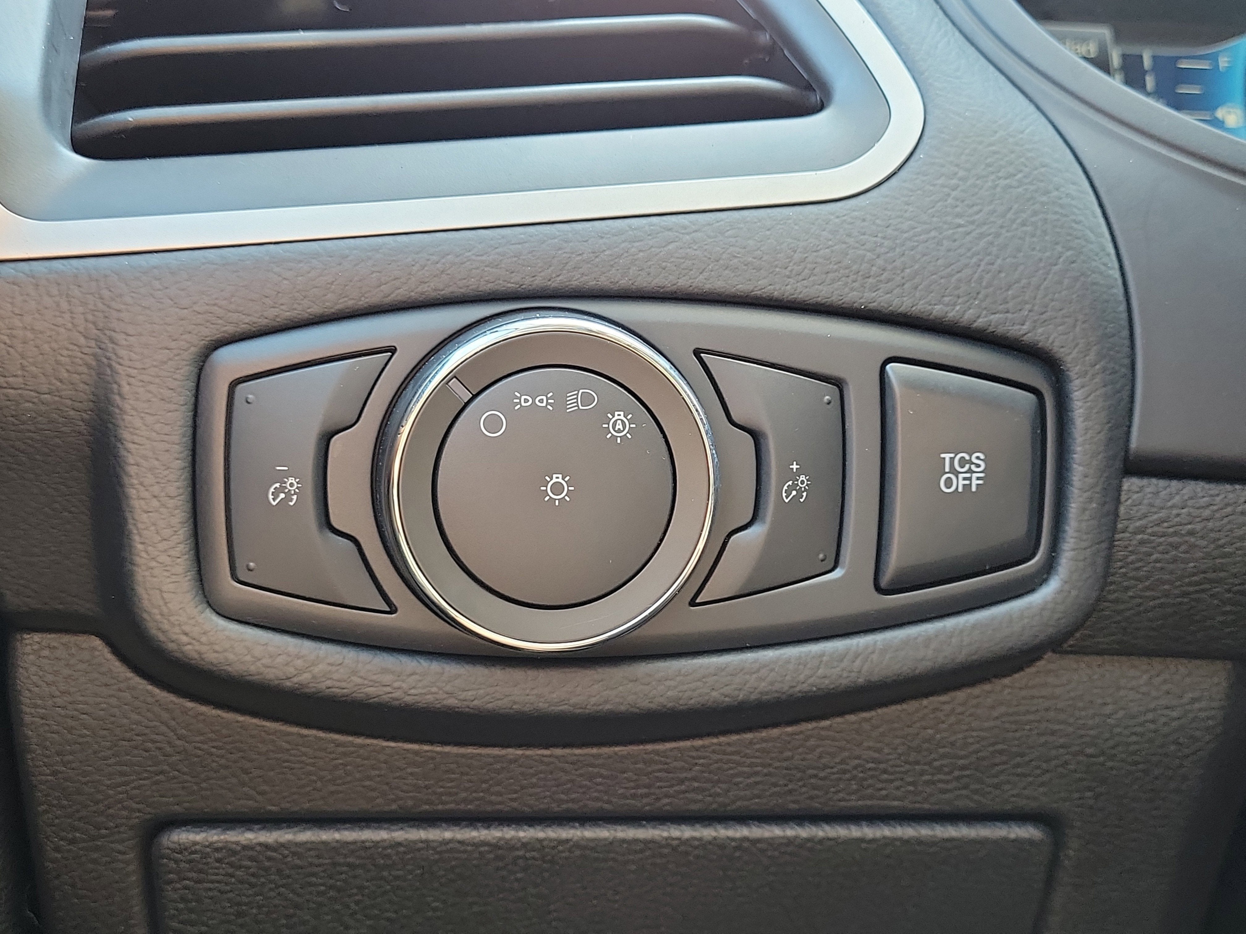 2022 Ford Edge SE 4WD