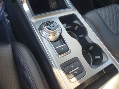 2024 Ford Edge Titanium 4WD