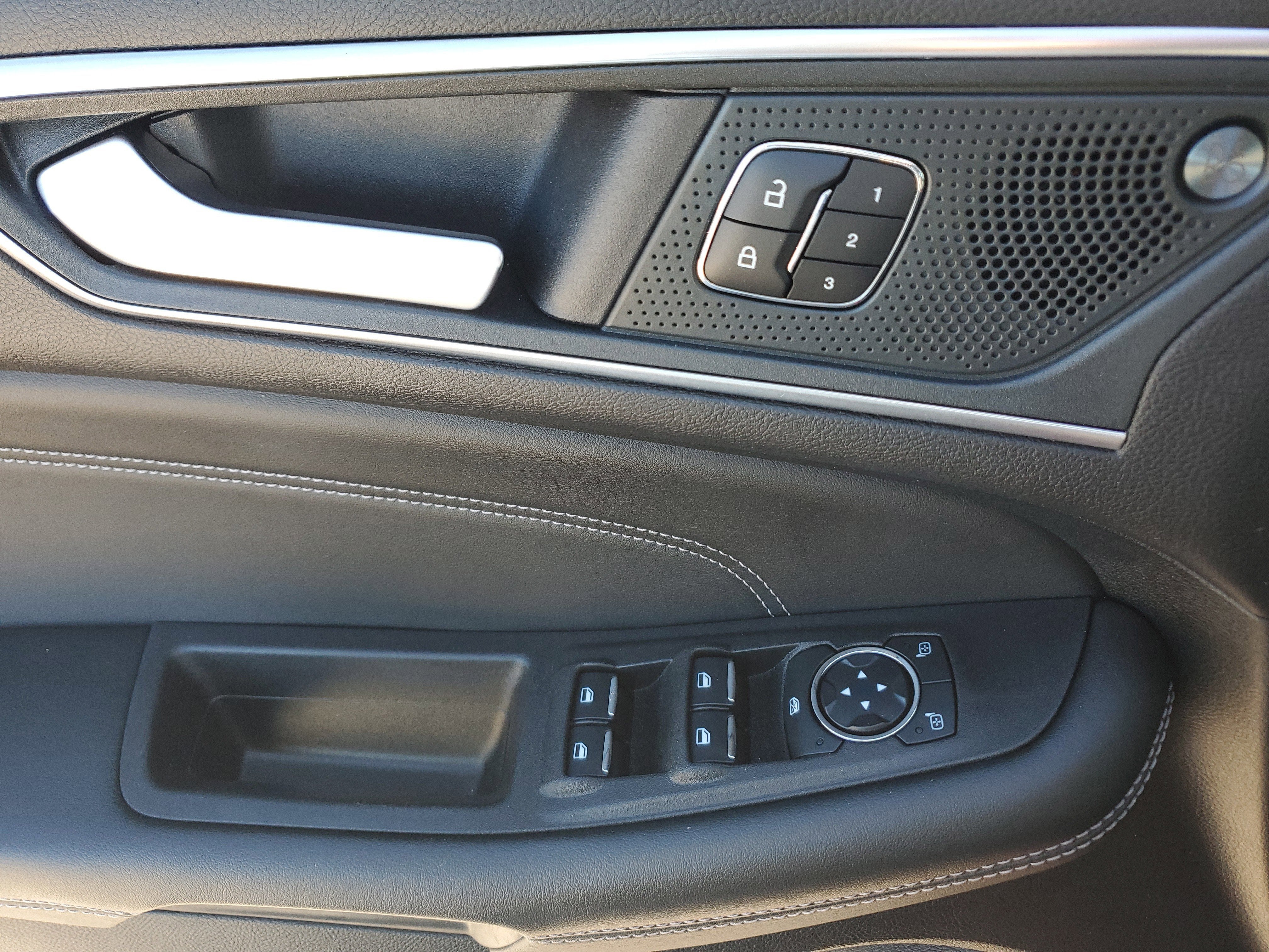 2024 Ford Edge Titanium 4WD