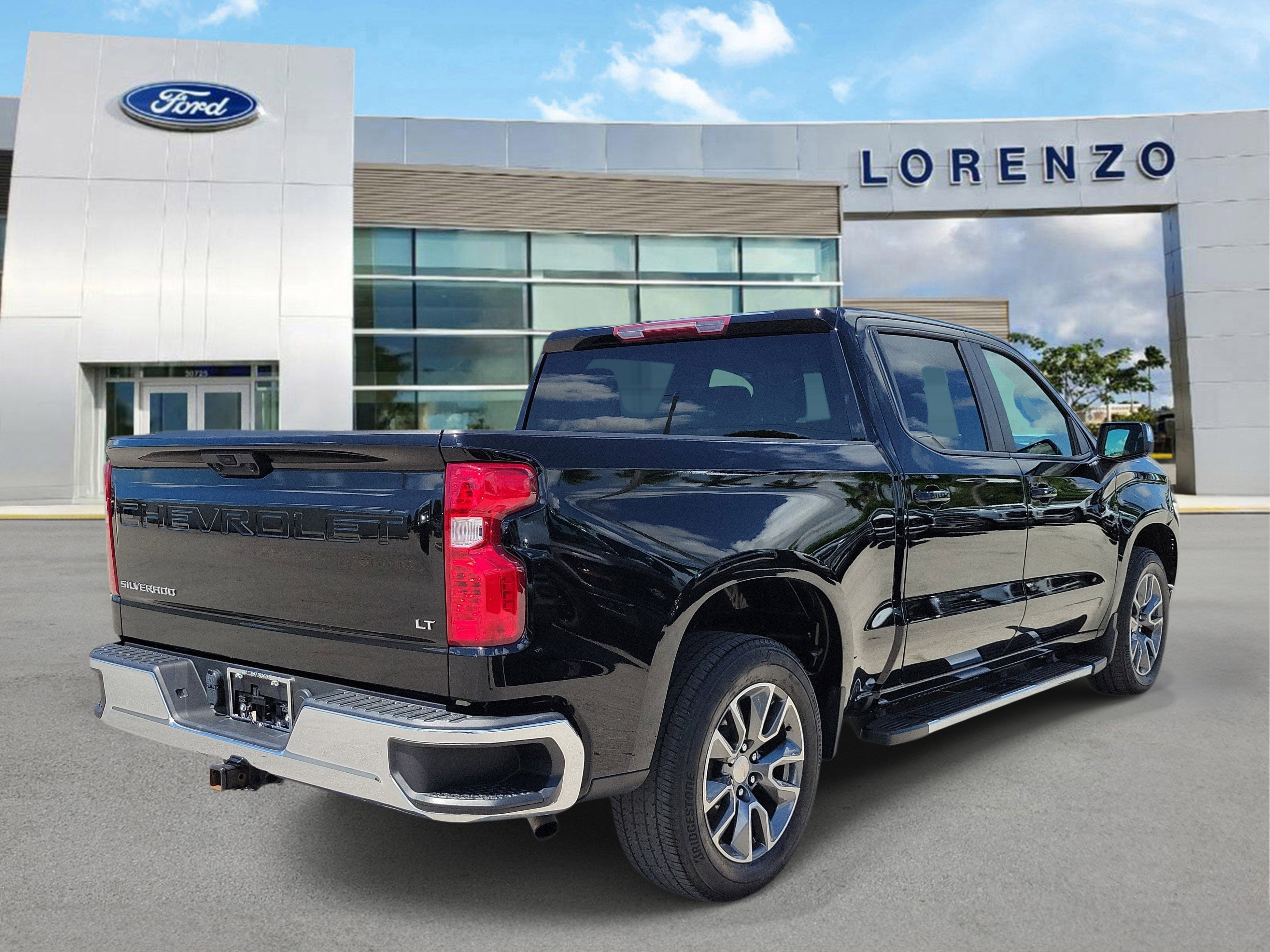 2024 Chevrolet Silverado 1500 LT