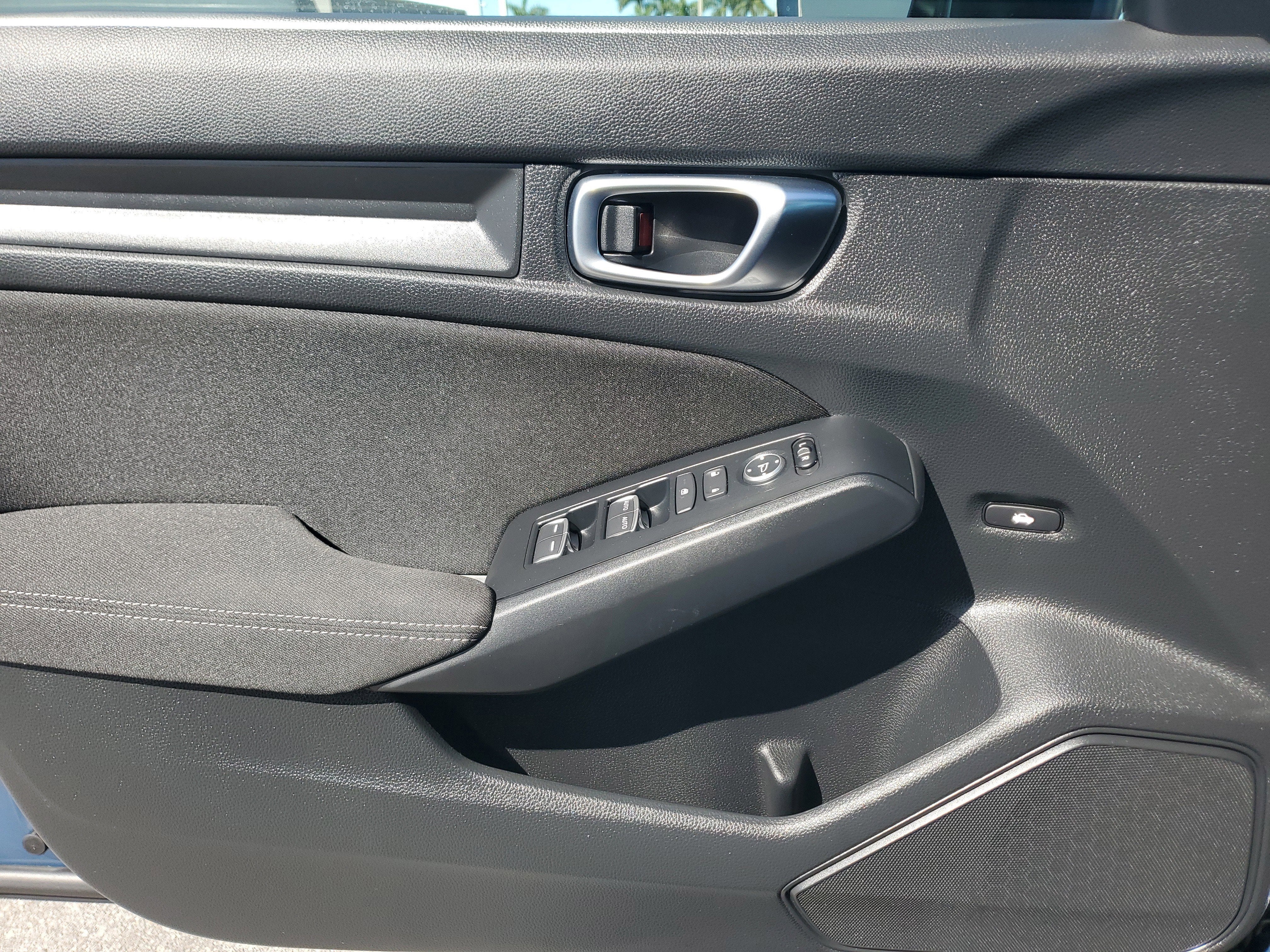 2025 Honda Civic Sedan LX