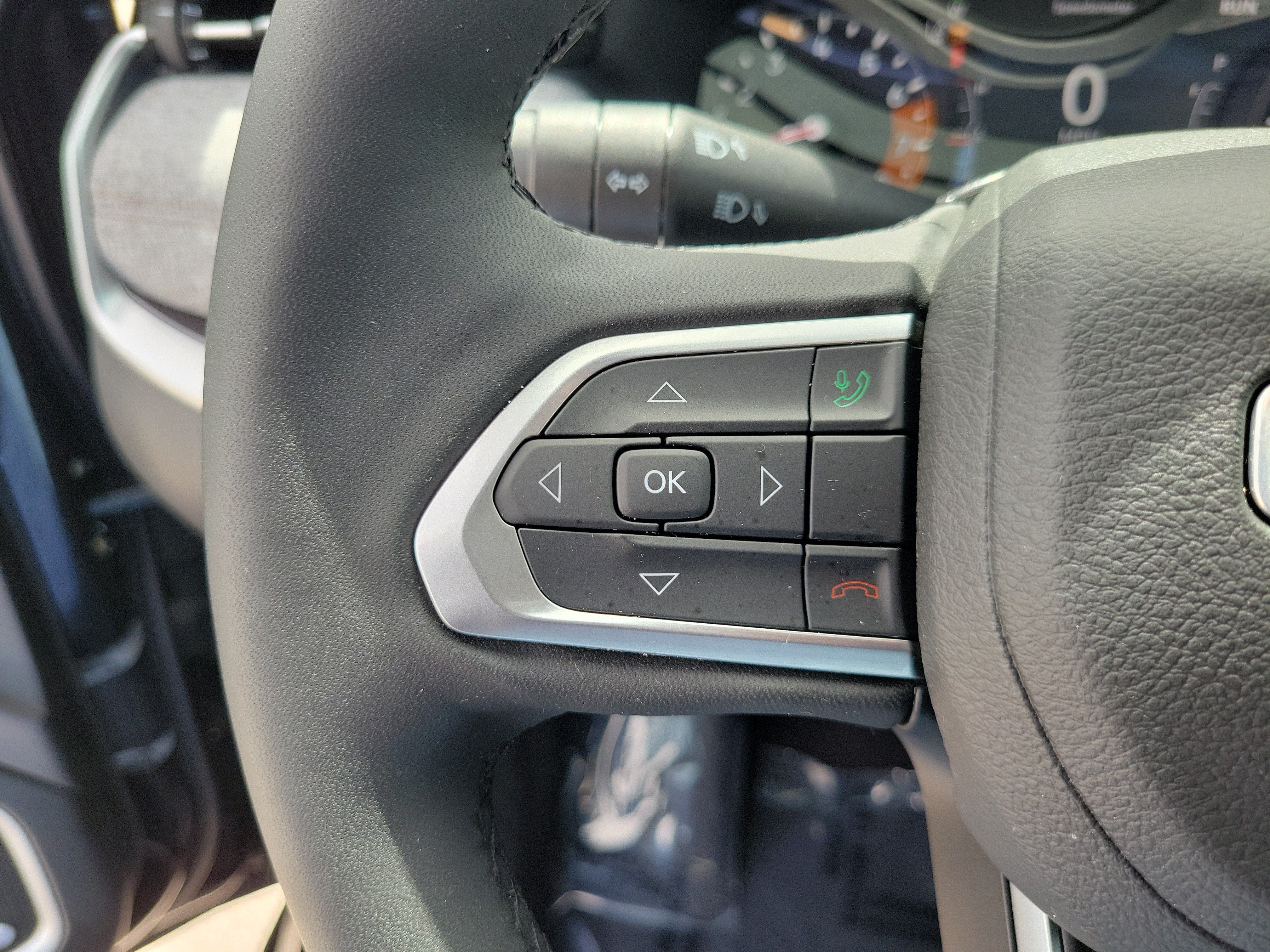 2023 Jeep Compass Latitude Lux 4WD