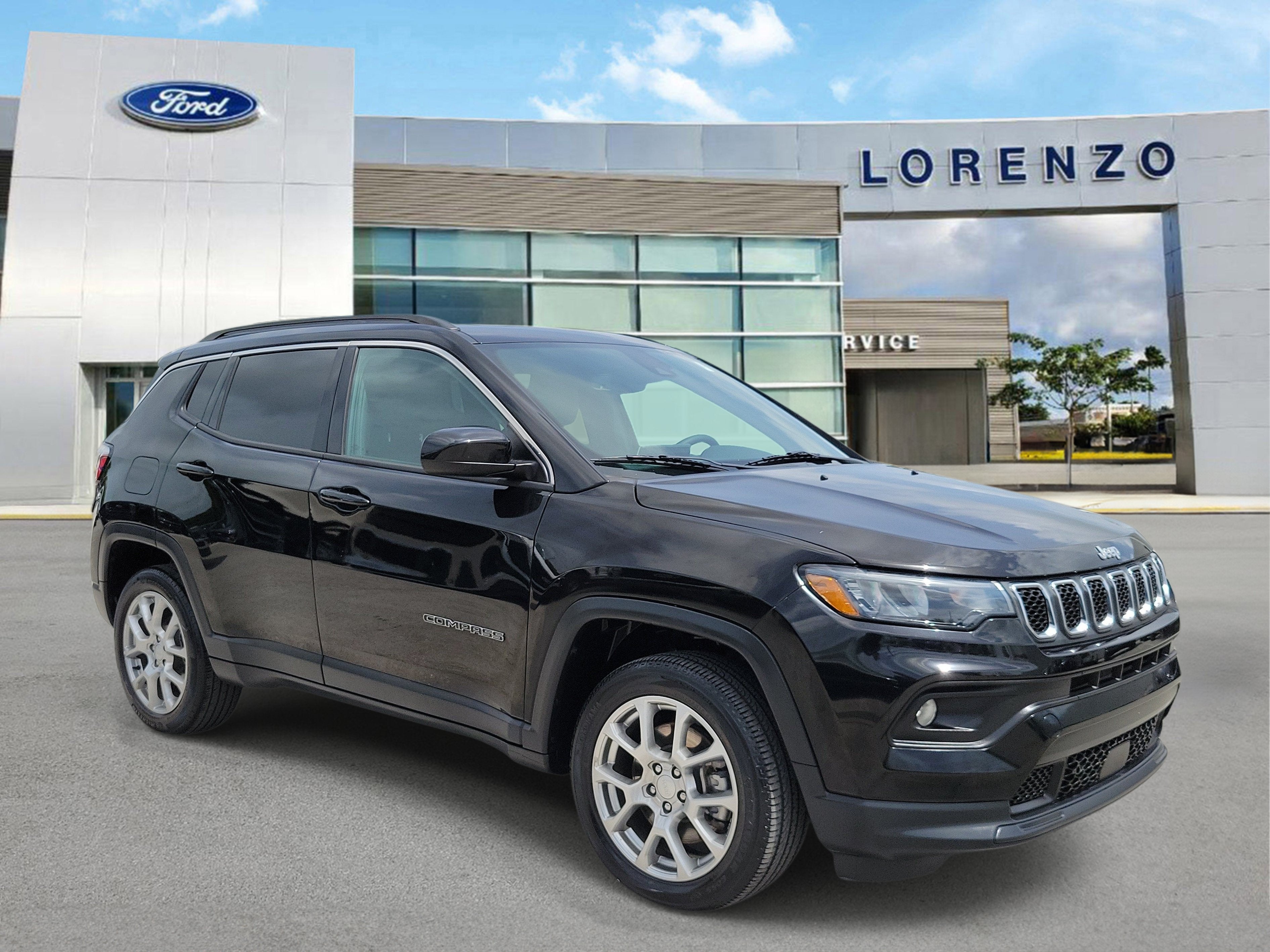 2023 Jeep Compass Latitude Lux 4WD