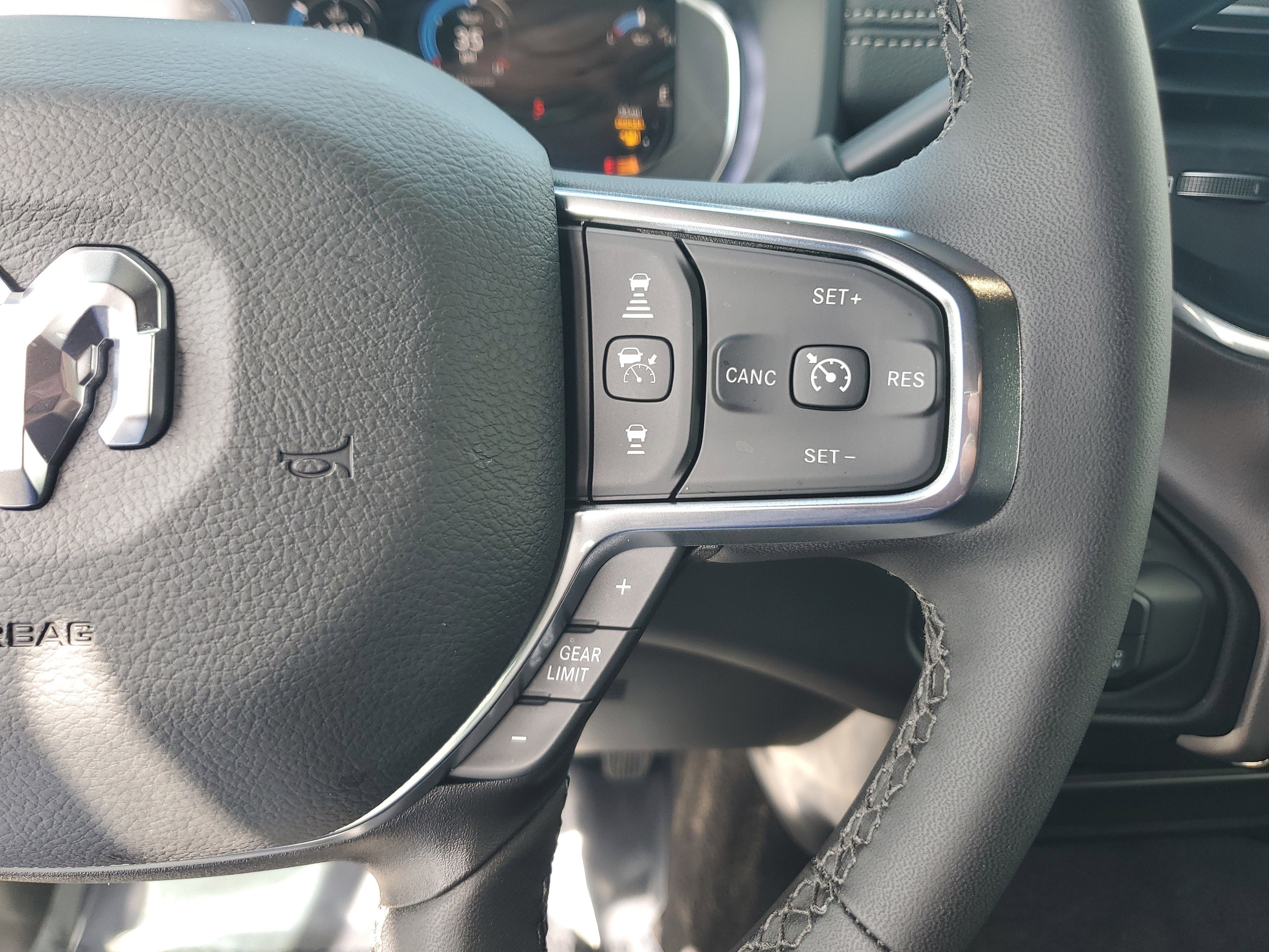 2026 RAM 2500 Laramie 4WD Diesel