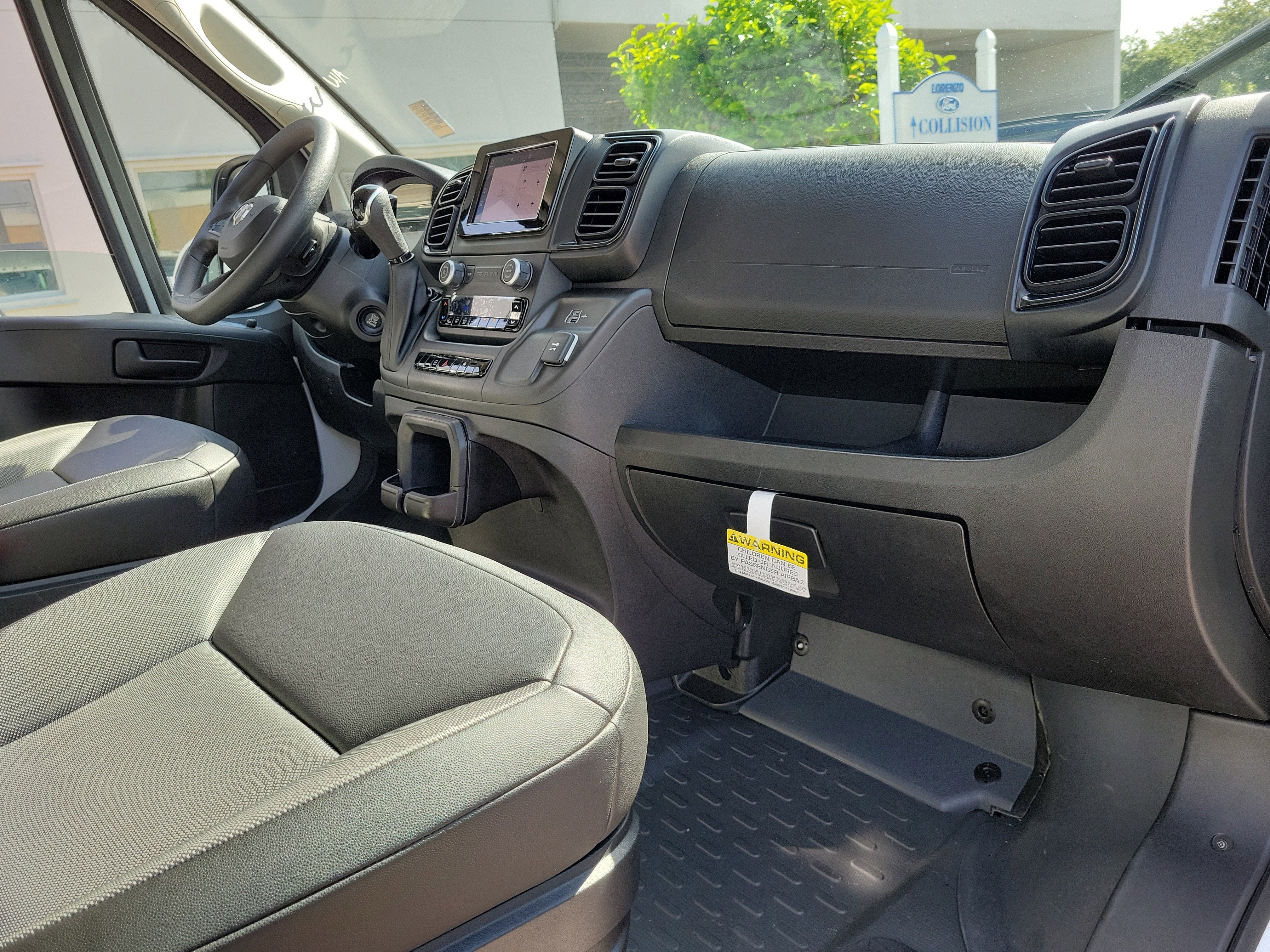 2025 RAM ProMaster Cargo Van Tradesman