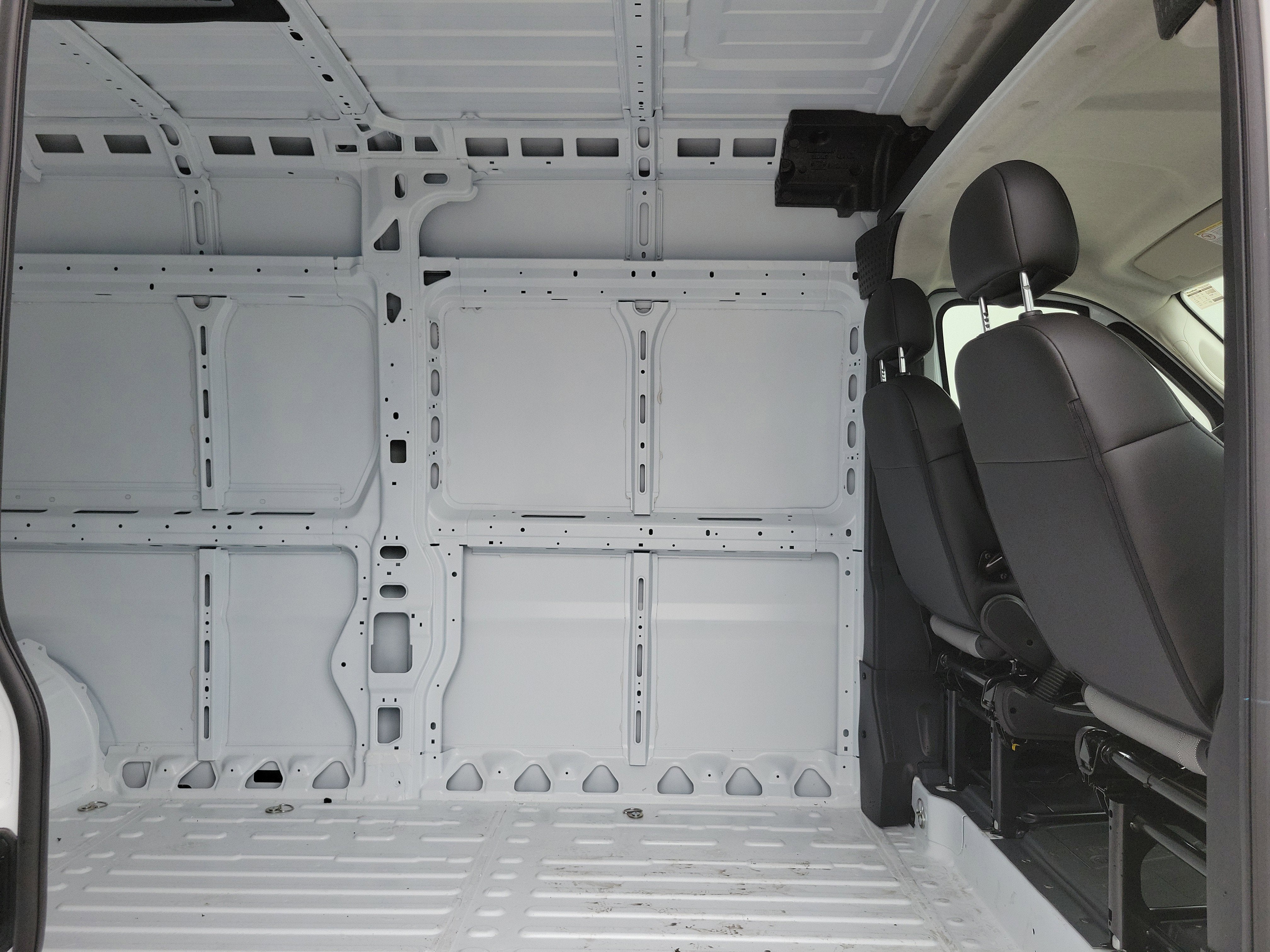 2026 RAM ProMaster Cargo Van Tradesman