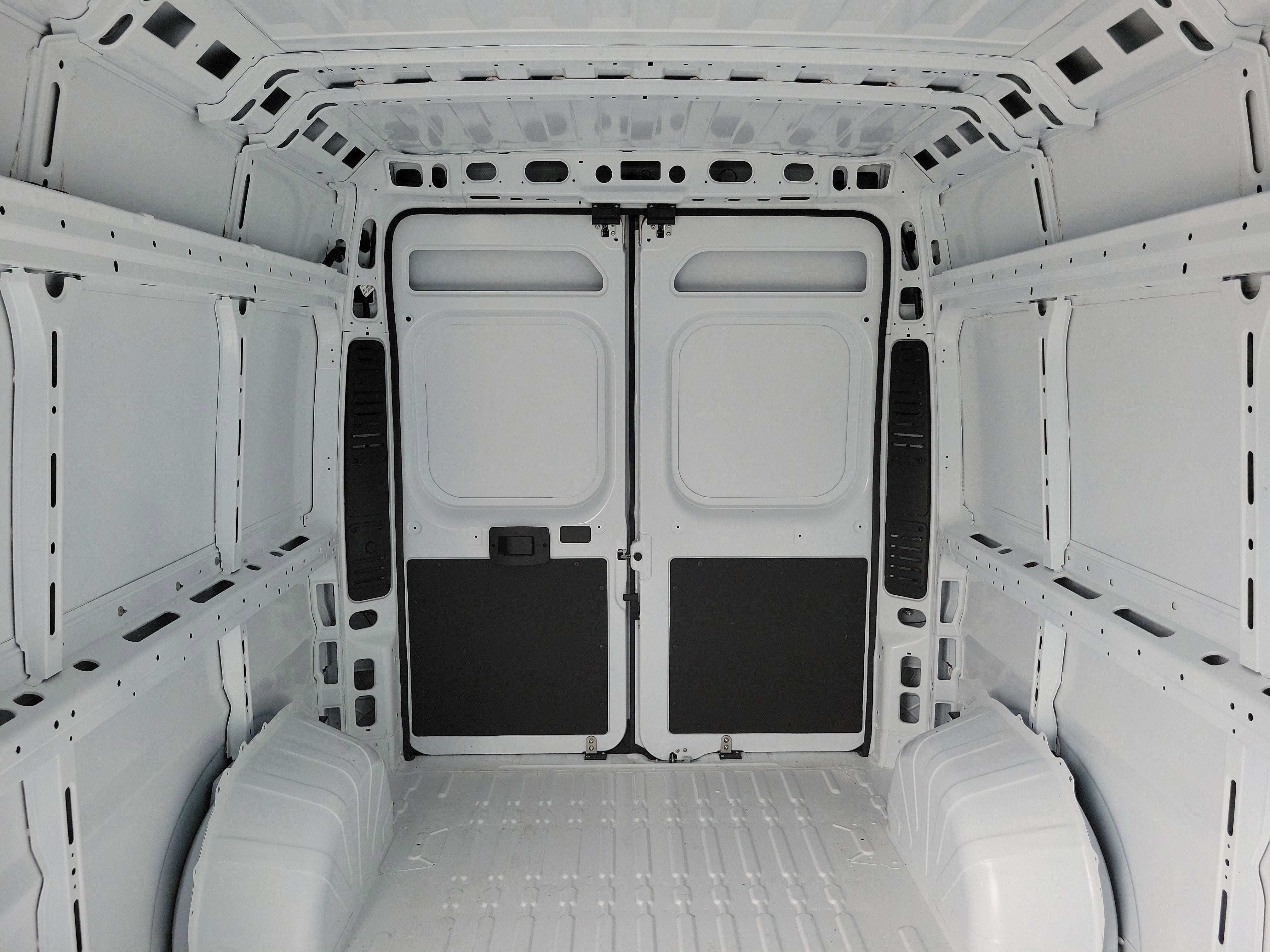 2026 RAM ProMaster Cargo Van Tradesman