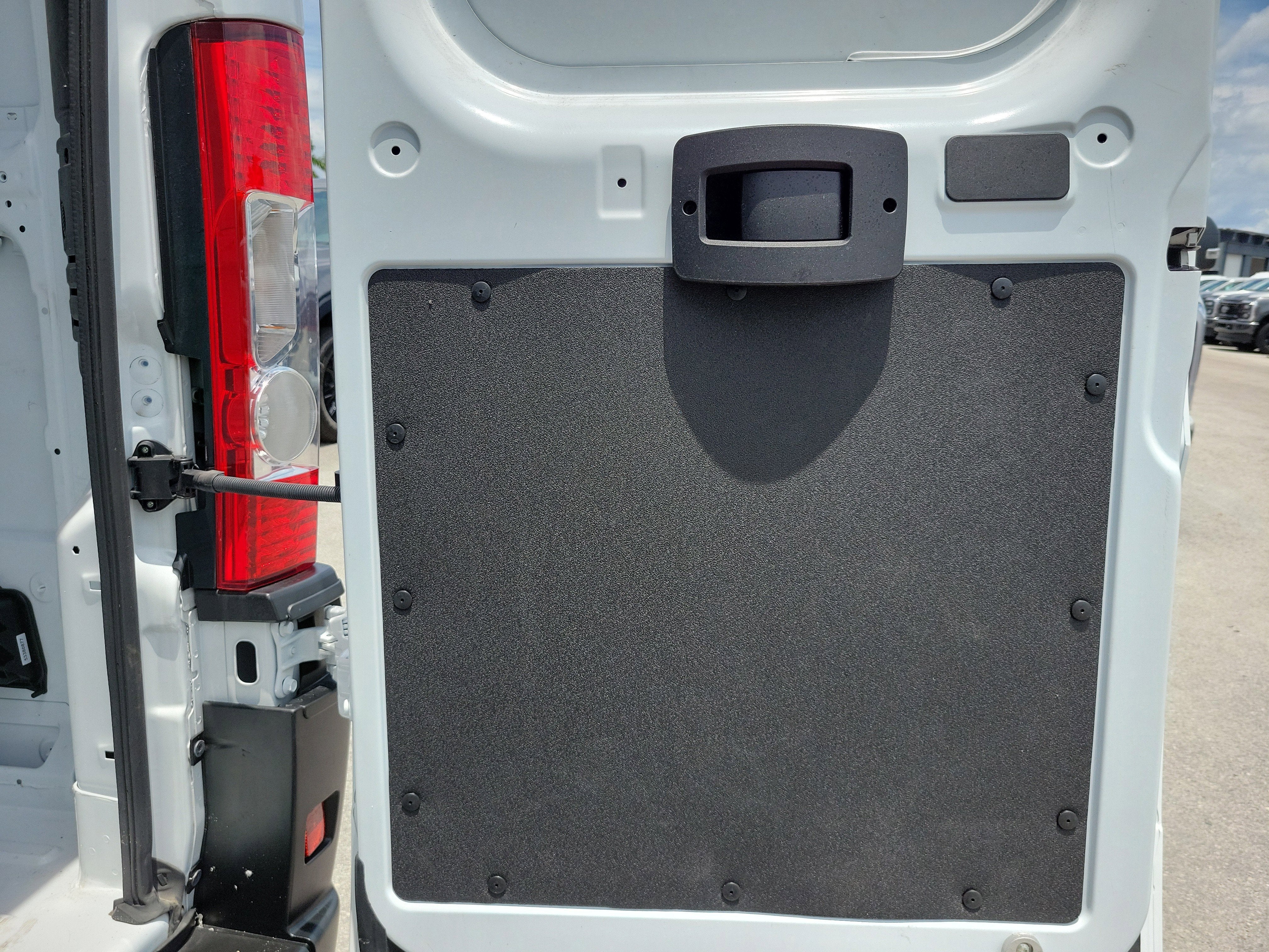 2026 RAM ProMaster Cargo Van Tradesman