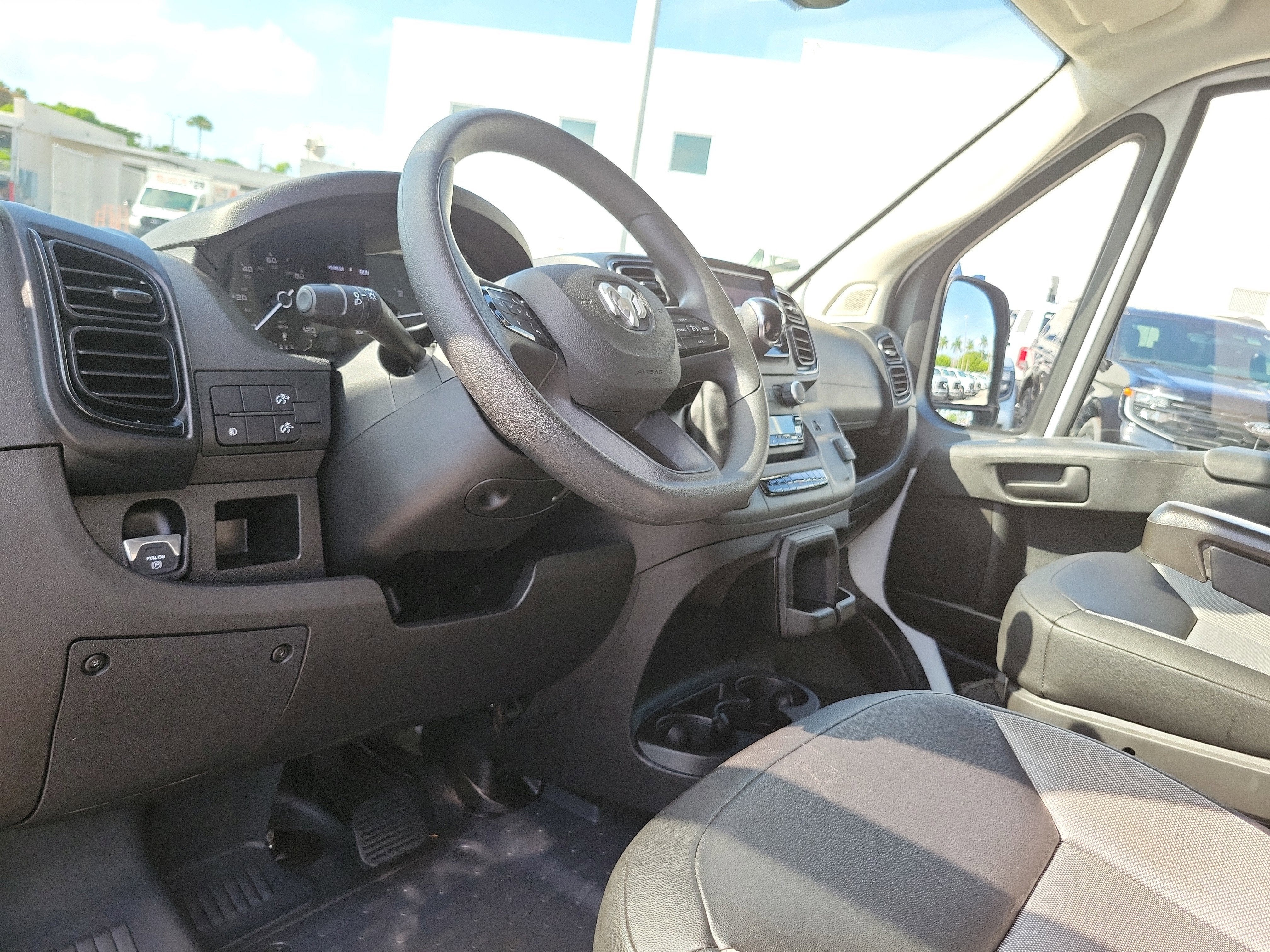 2026 RAM ProMaster Cargo Van Tradesman