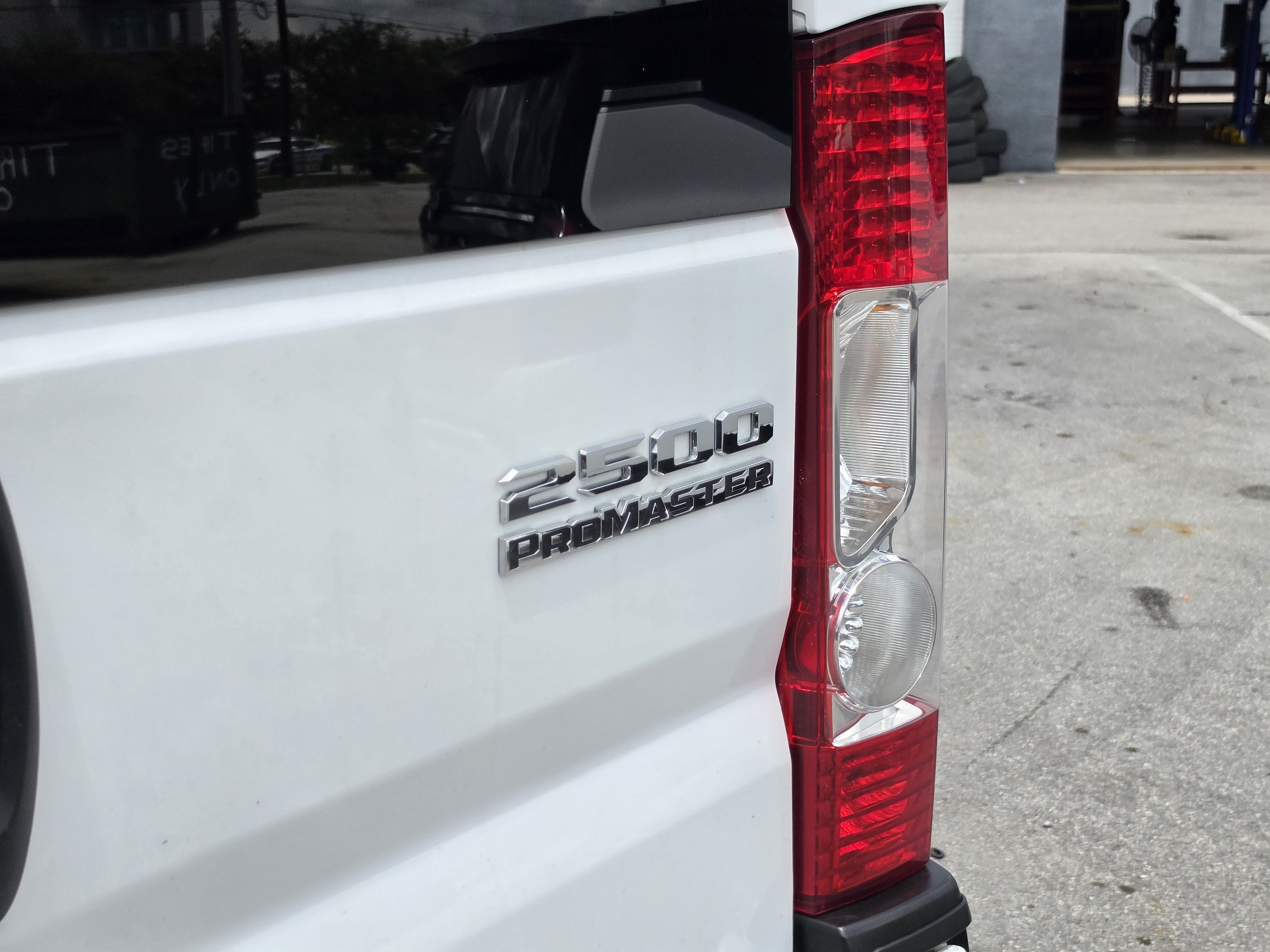 2025 RAM ProMaster Cargo Van Tradesman