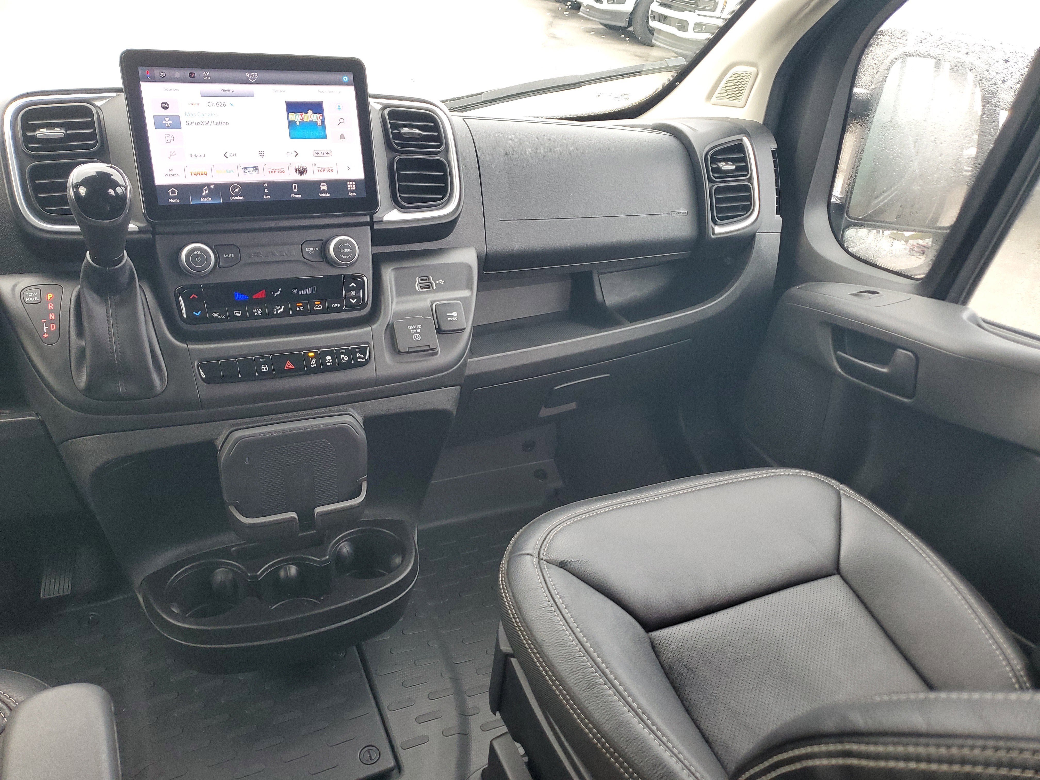 2025 RAM ProMaster Cargo Van SLT+