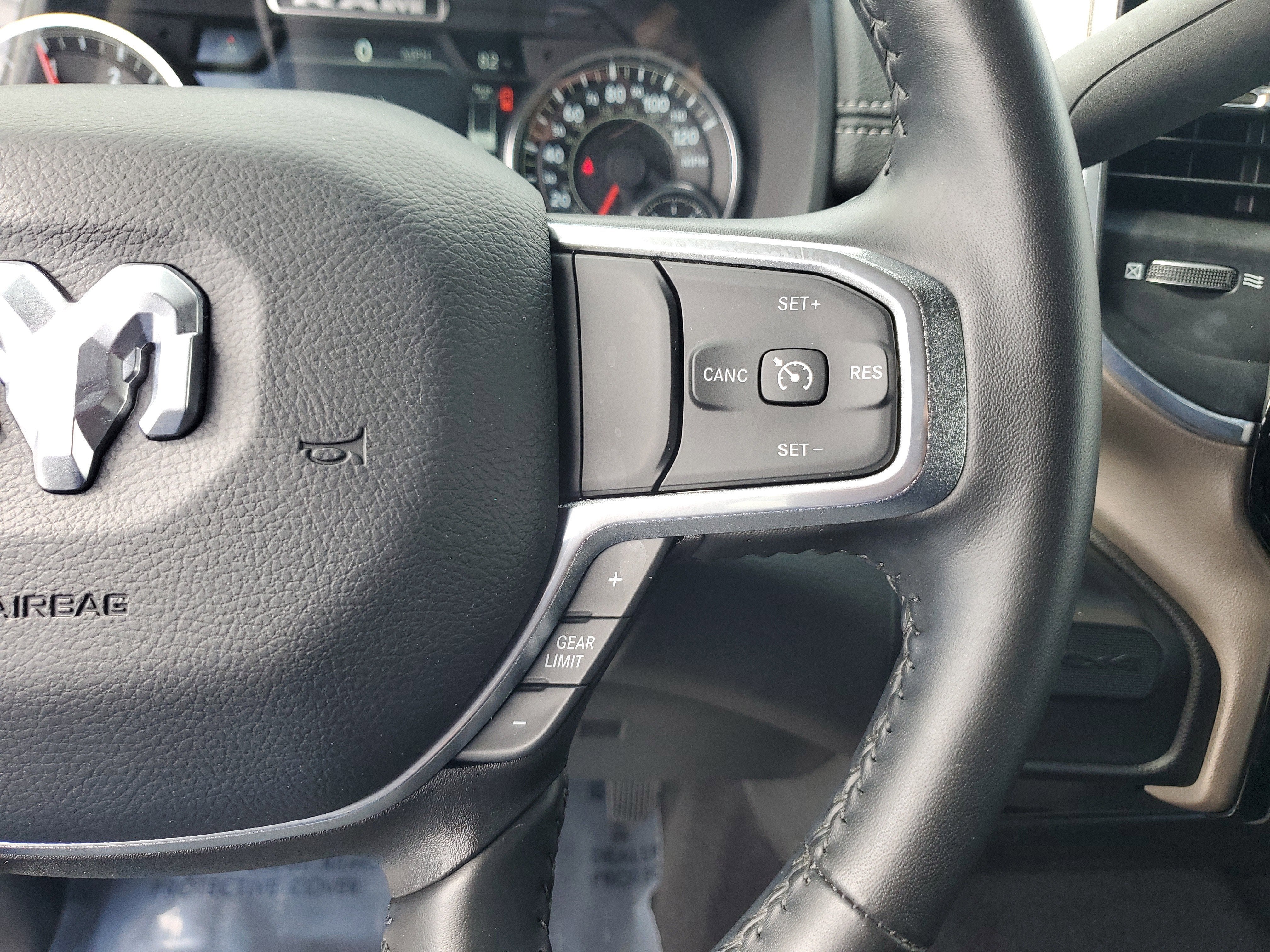 2024 RAM 2500 Laramie 4WD Diesel