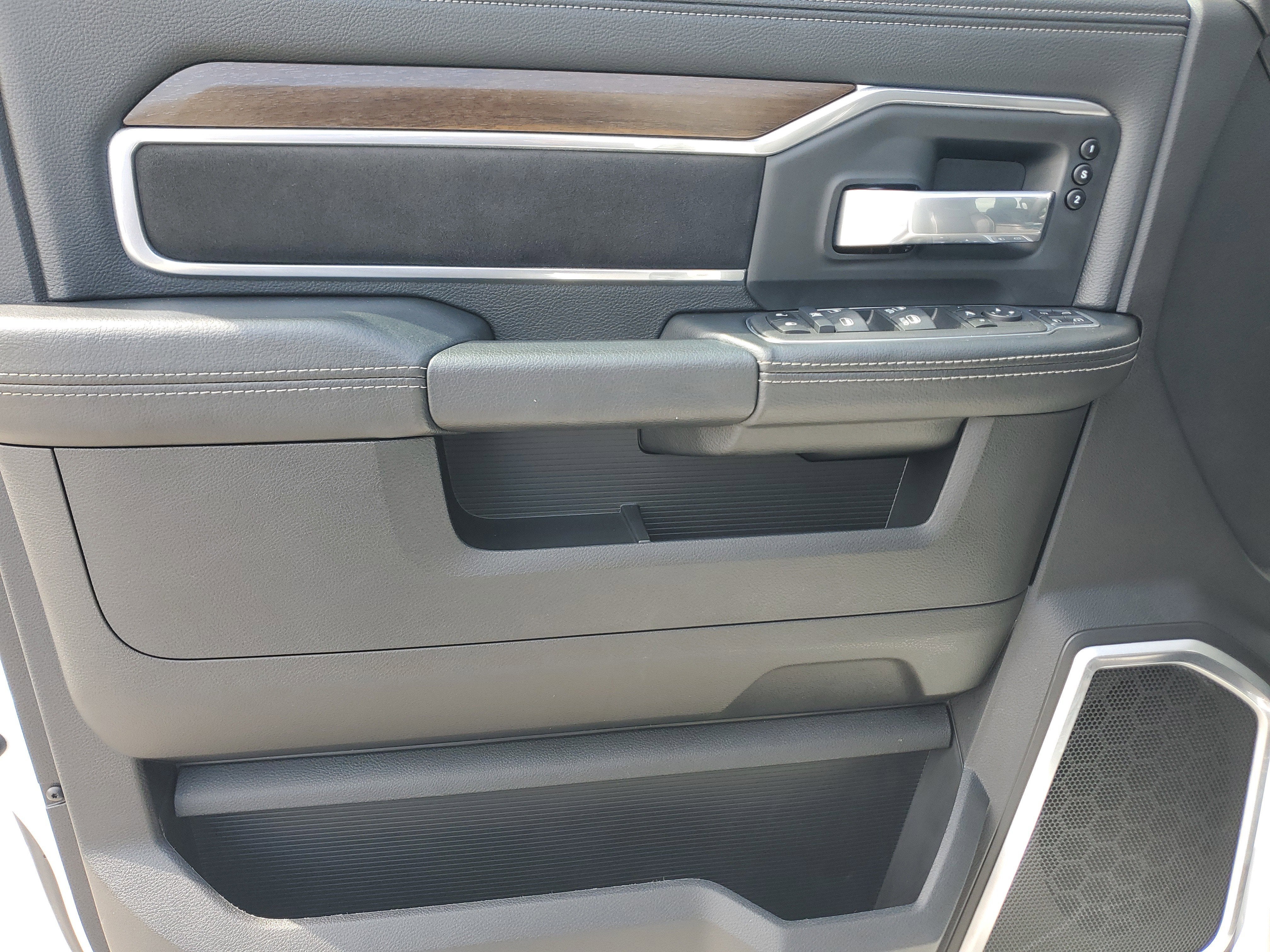 2024 RAM 2500 Laramie 4WD Diesel