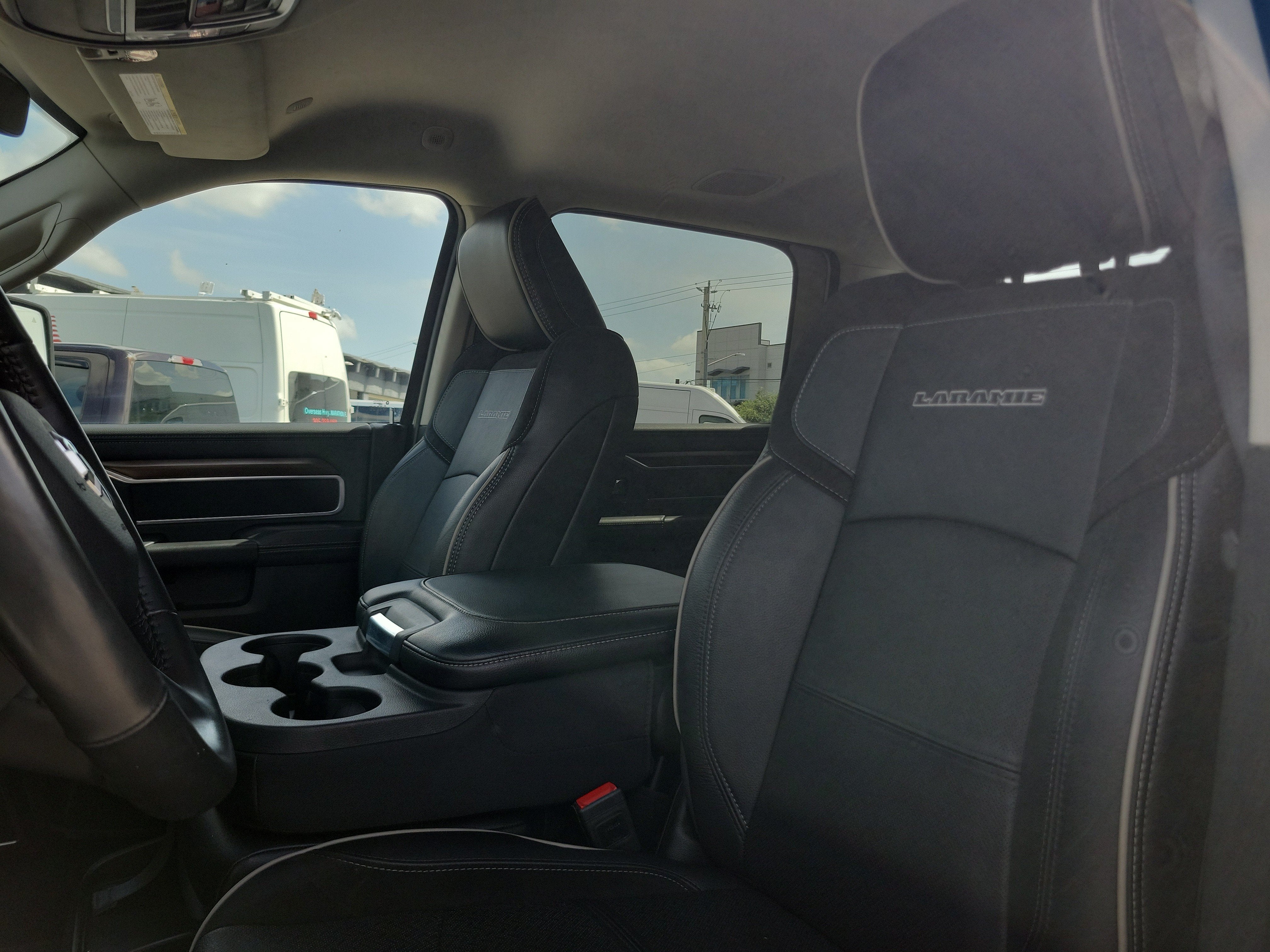 2024 RAM 2500 Laramie 4WD Diesel