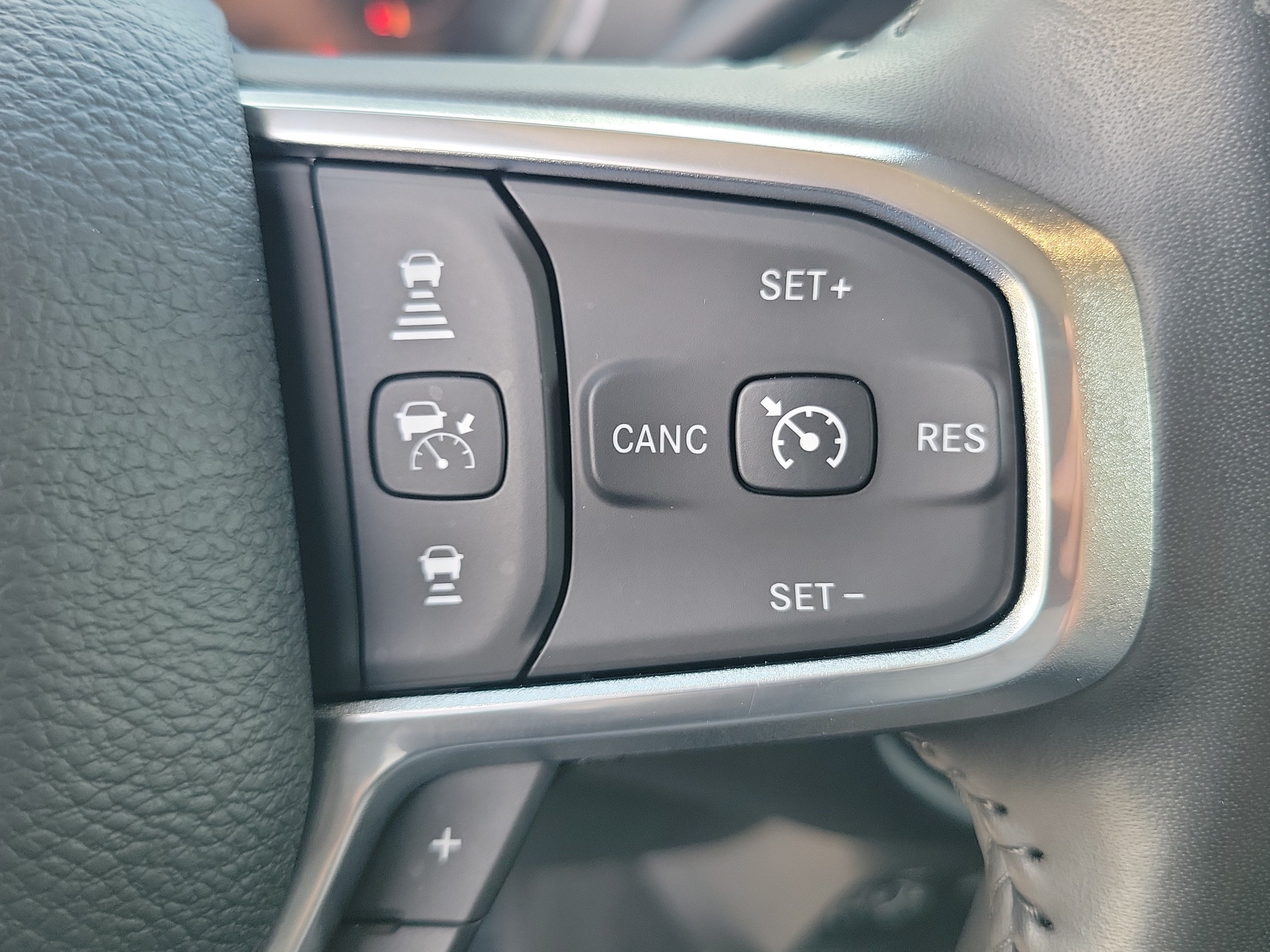 2024 RAM 2500 Laramie 4WD Diesel