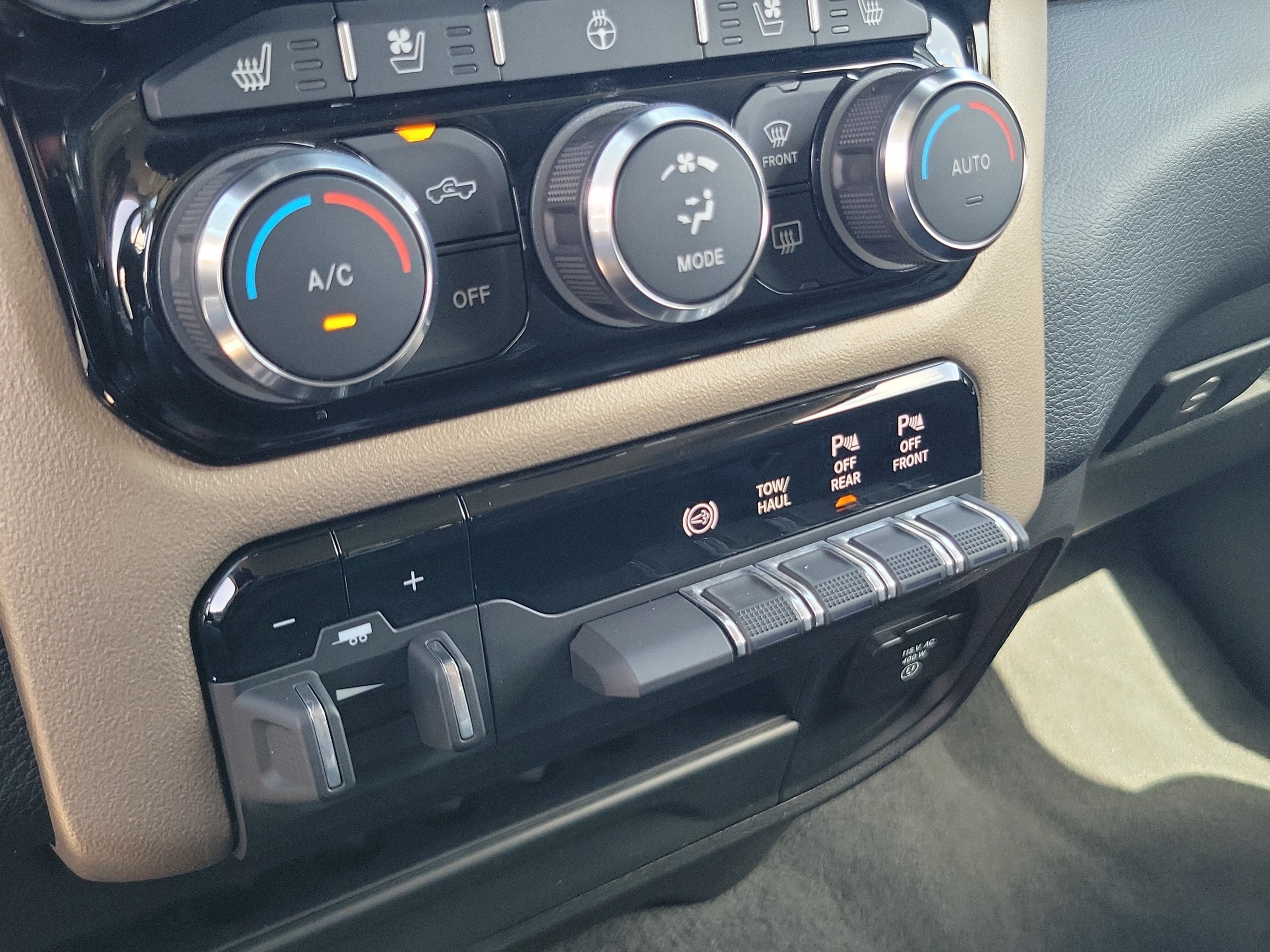 2024 RAM 2500 Laramie 4WD Diesel