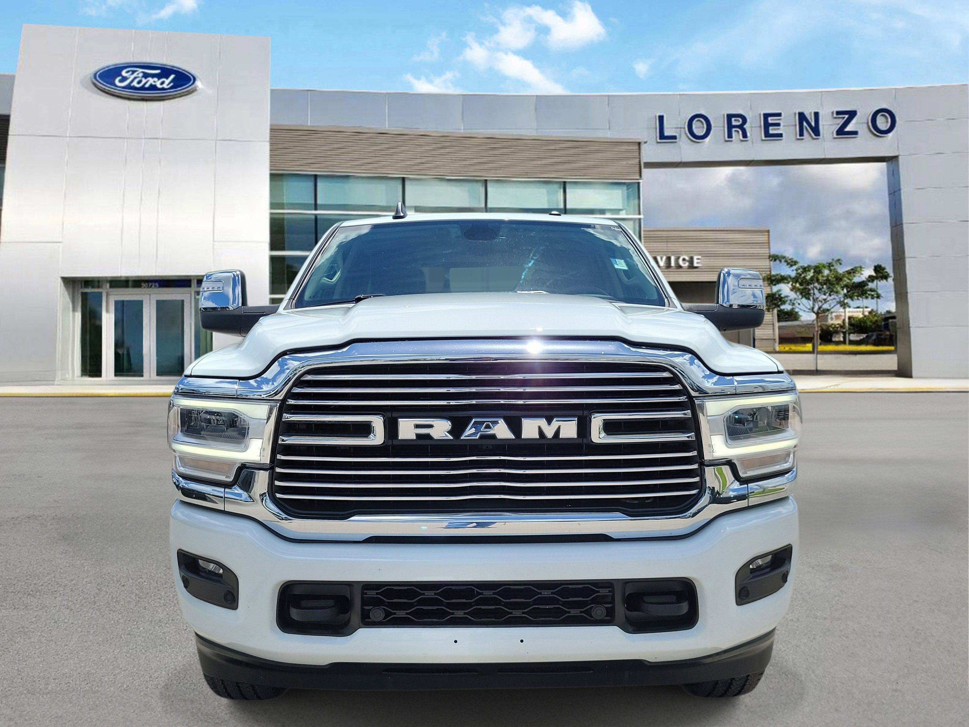 2024 RAM 2500 Laramie 4WD Diesel
