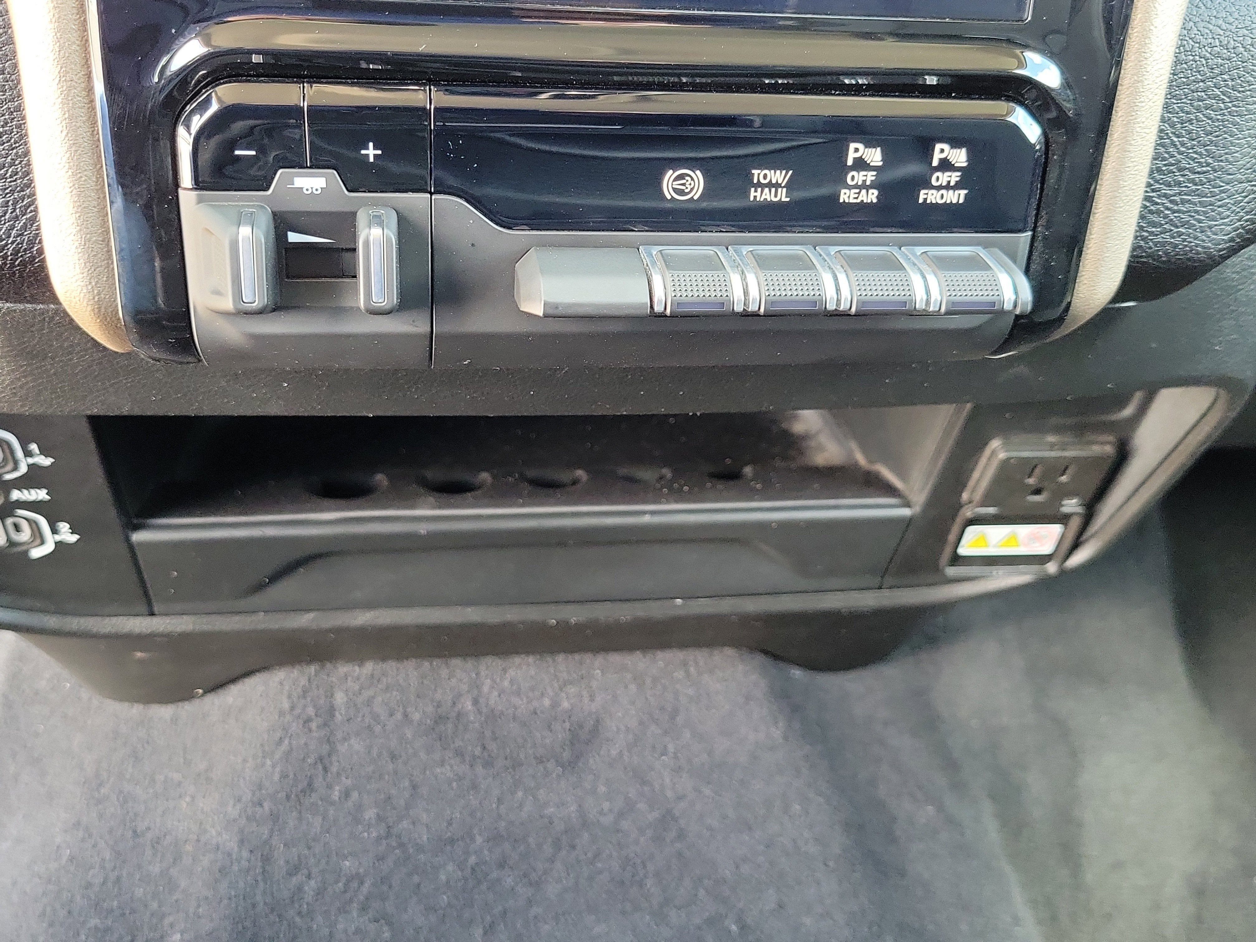 2024 RAM 2500 Laramie 4WD Diesel