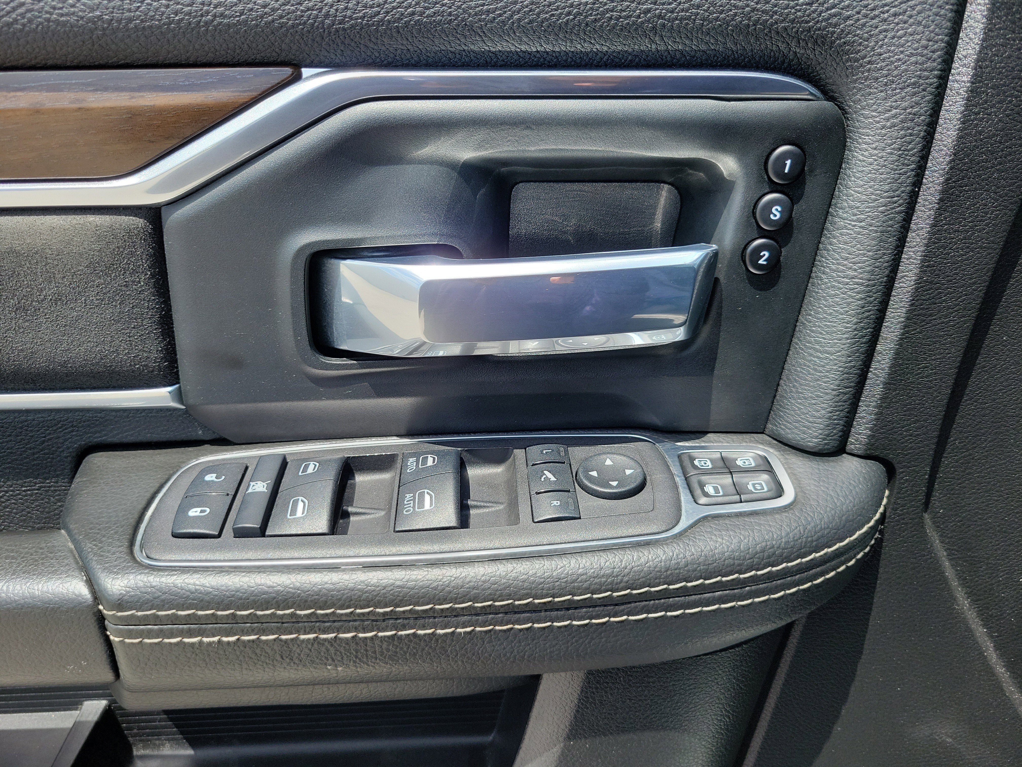 2024 RAM 2500 Laramie 4WD Diesel