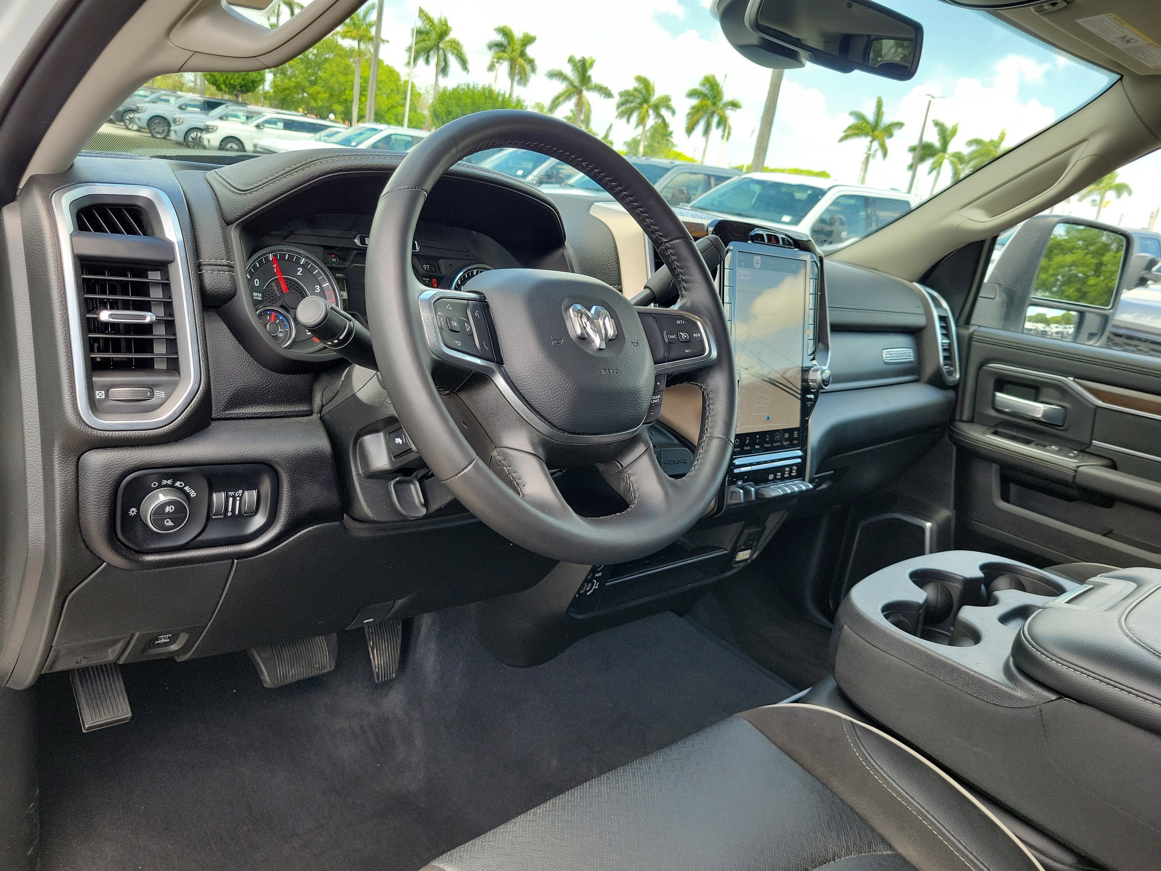 2024 RAM 2500 Laramie 4WD Diesel