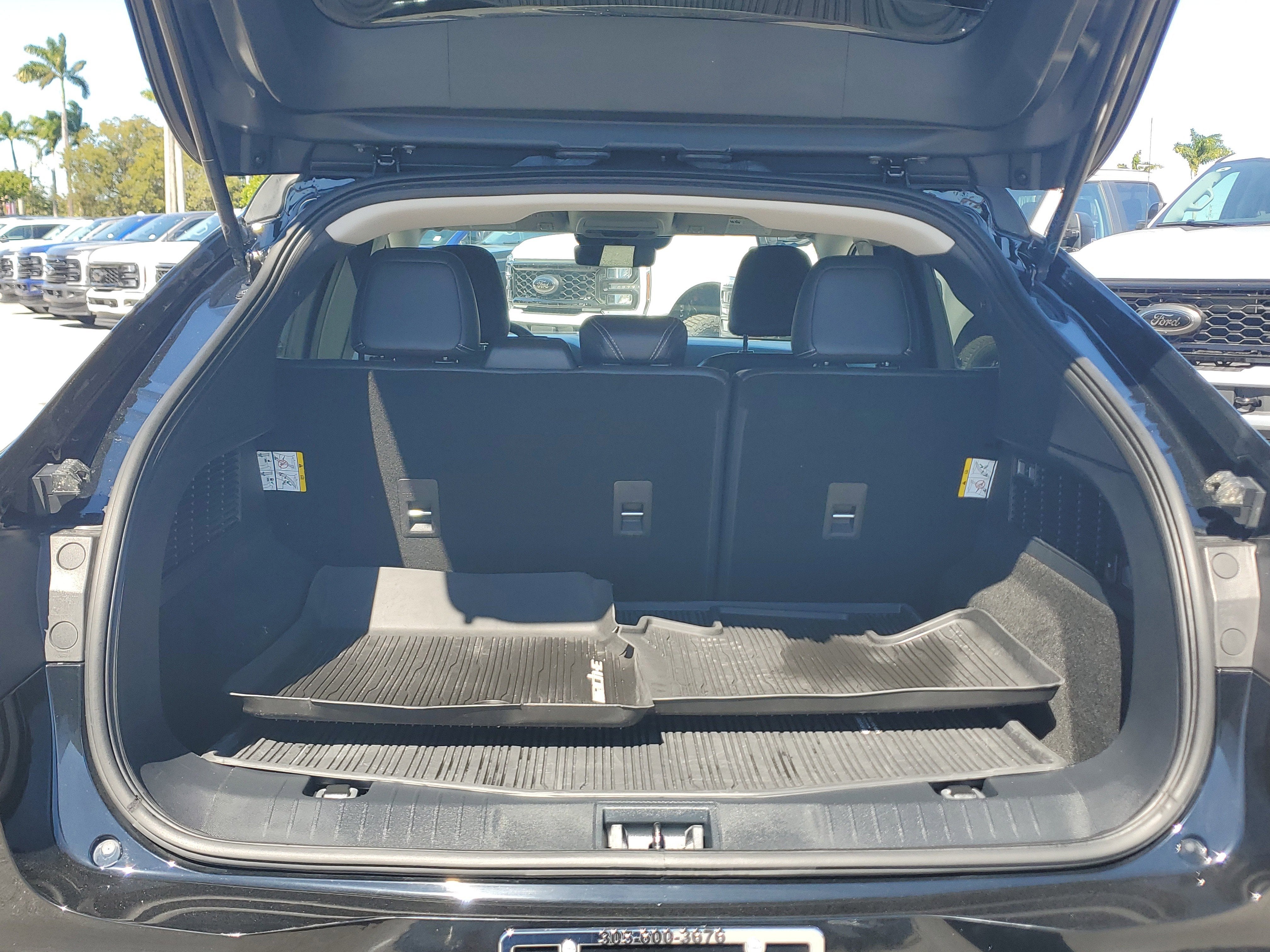 2023 Ford Mustang Mach-E Select