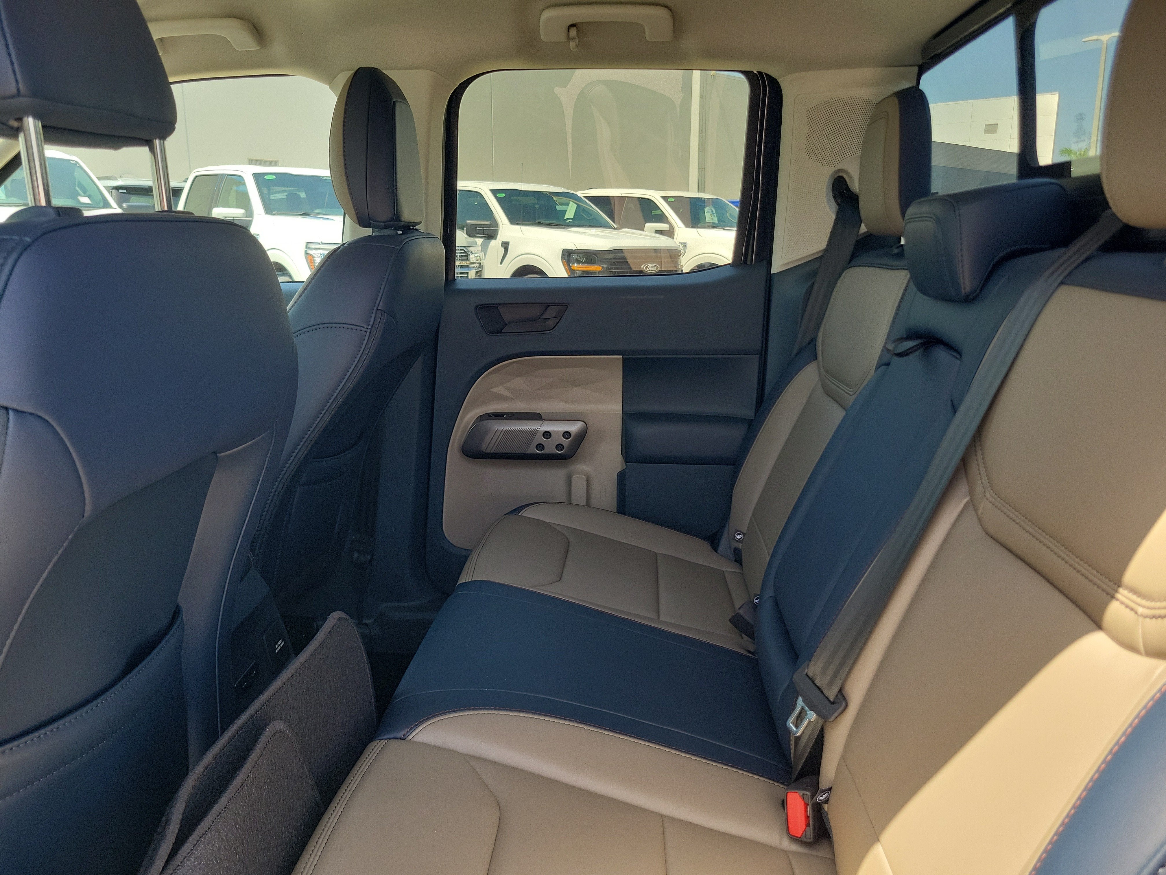 2025 Ford Maverick LARIAT 4WD