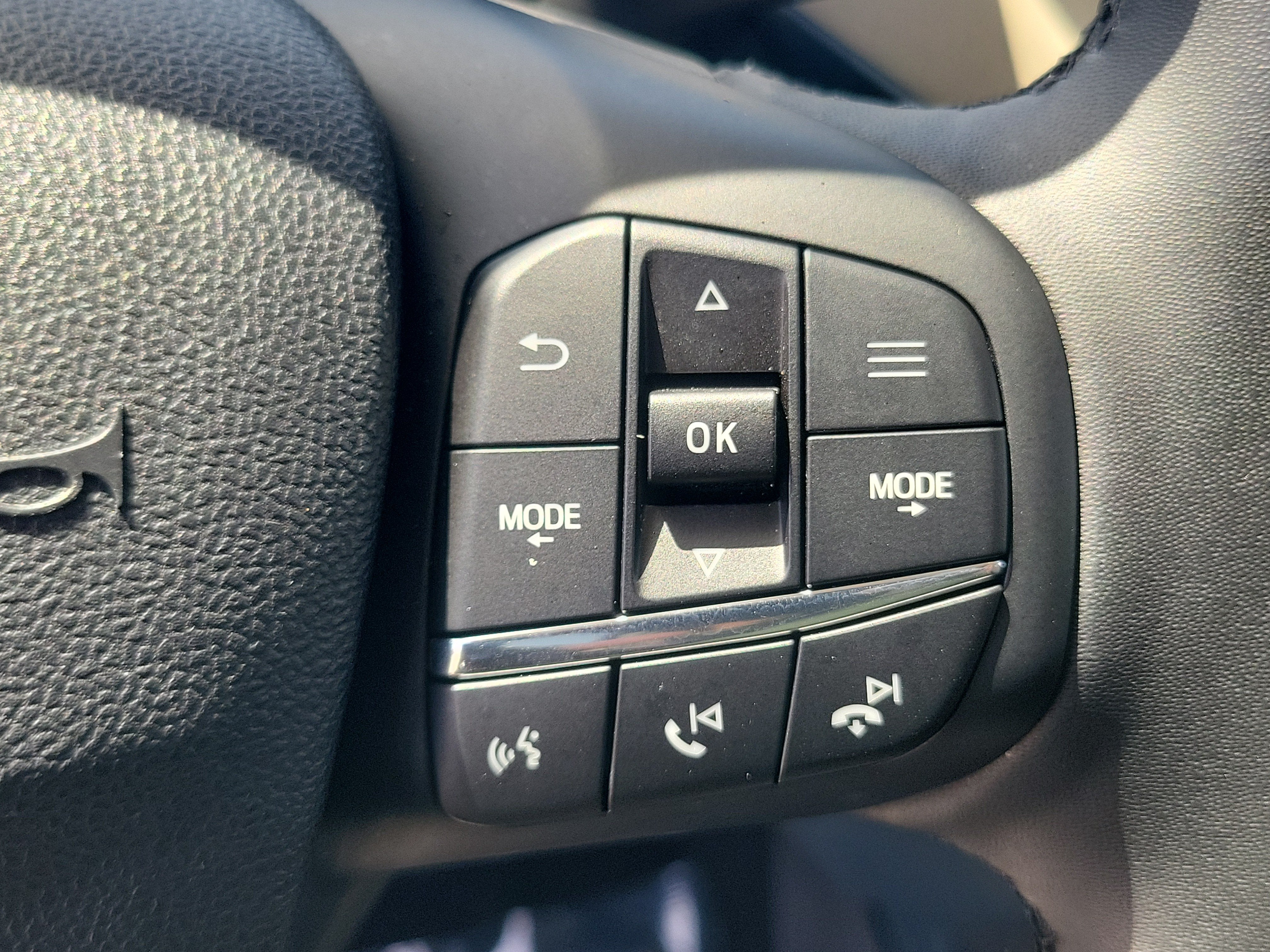 2025 Ford Maverick LARIAT 4WD