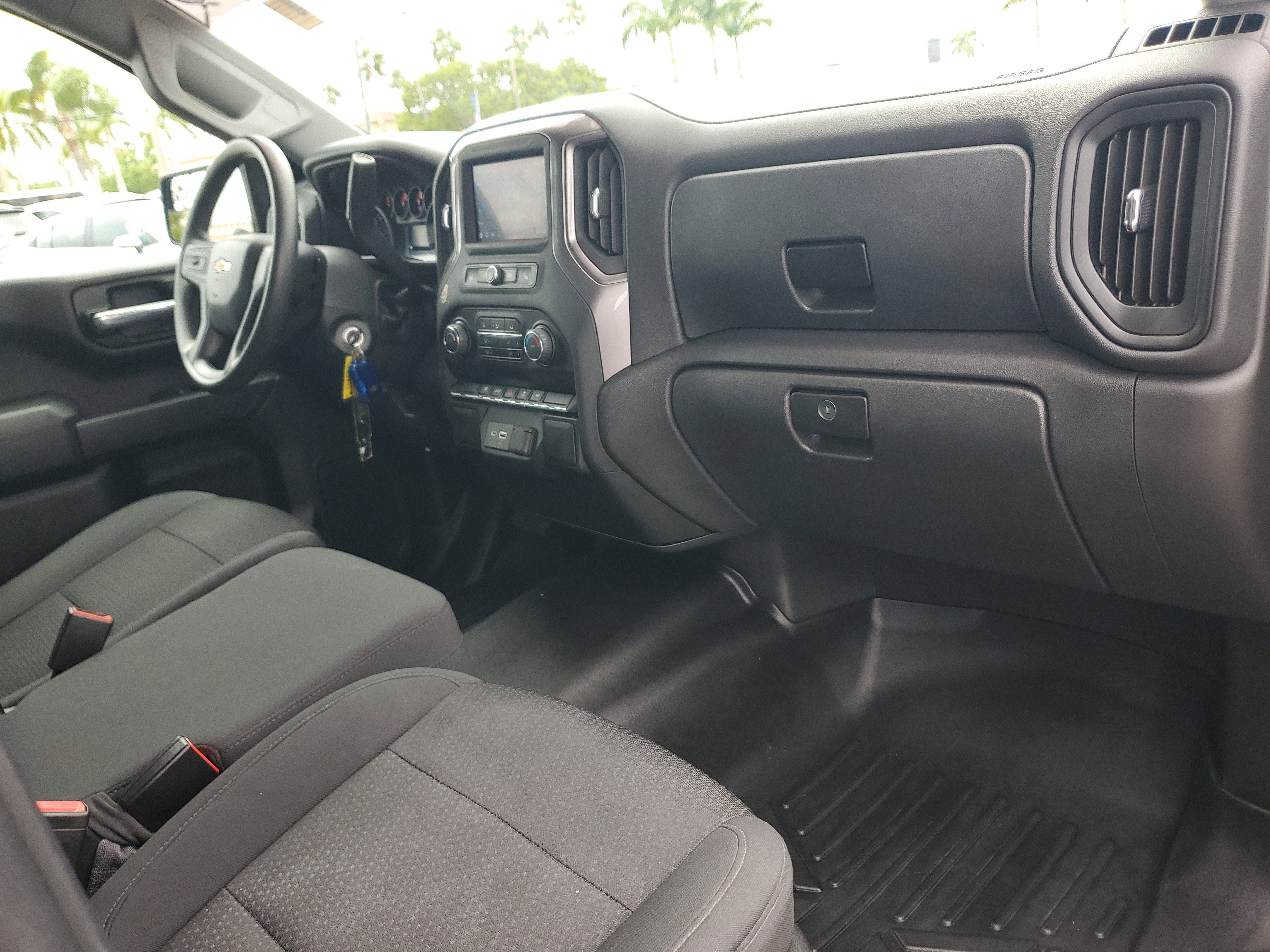 2022 Chevrolet Silverado 1500 LTD Custom