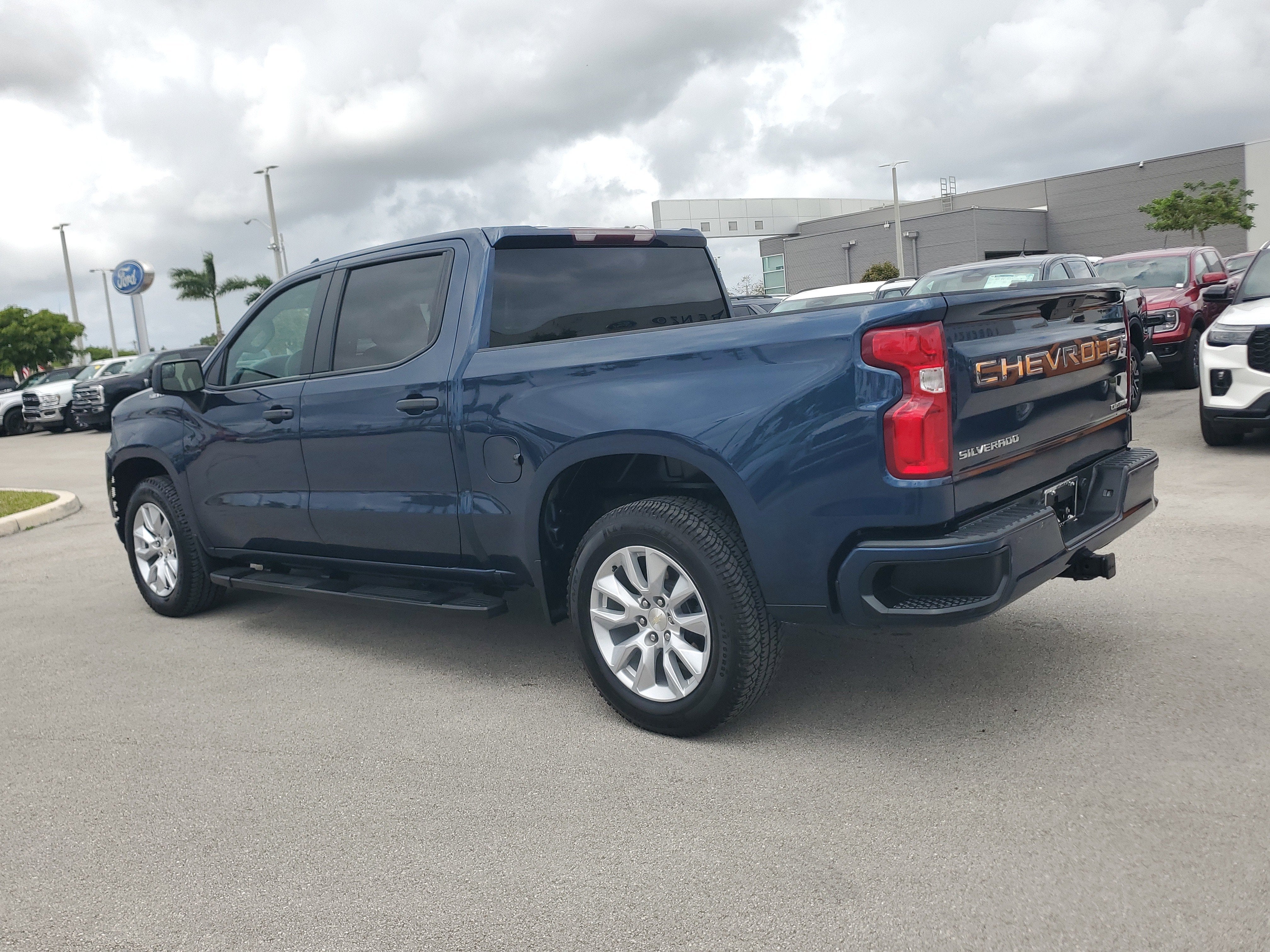 2022 Chevrolet Silverado 1500 LTD Custom