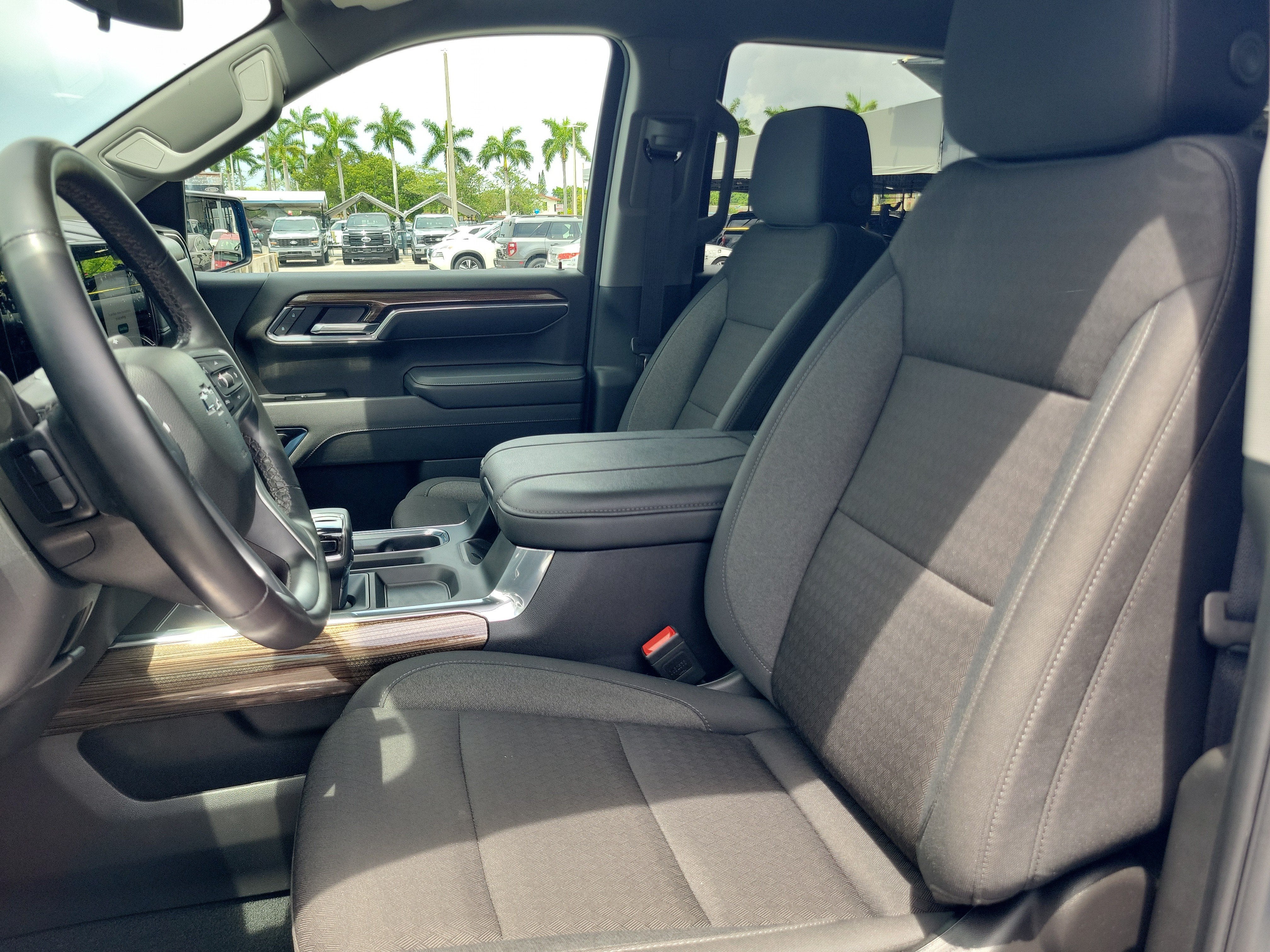 2025 Chevrolet Silverado 1500 LT Trail Boss 4WD