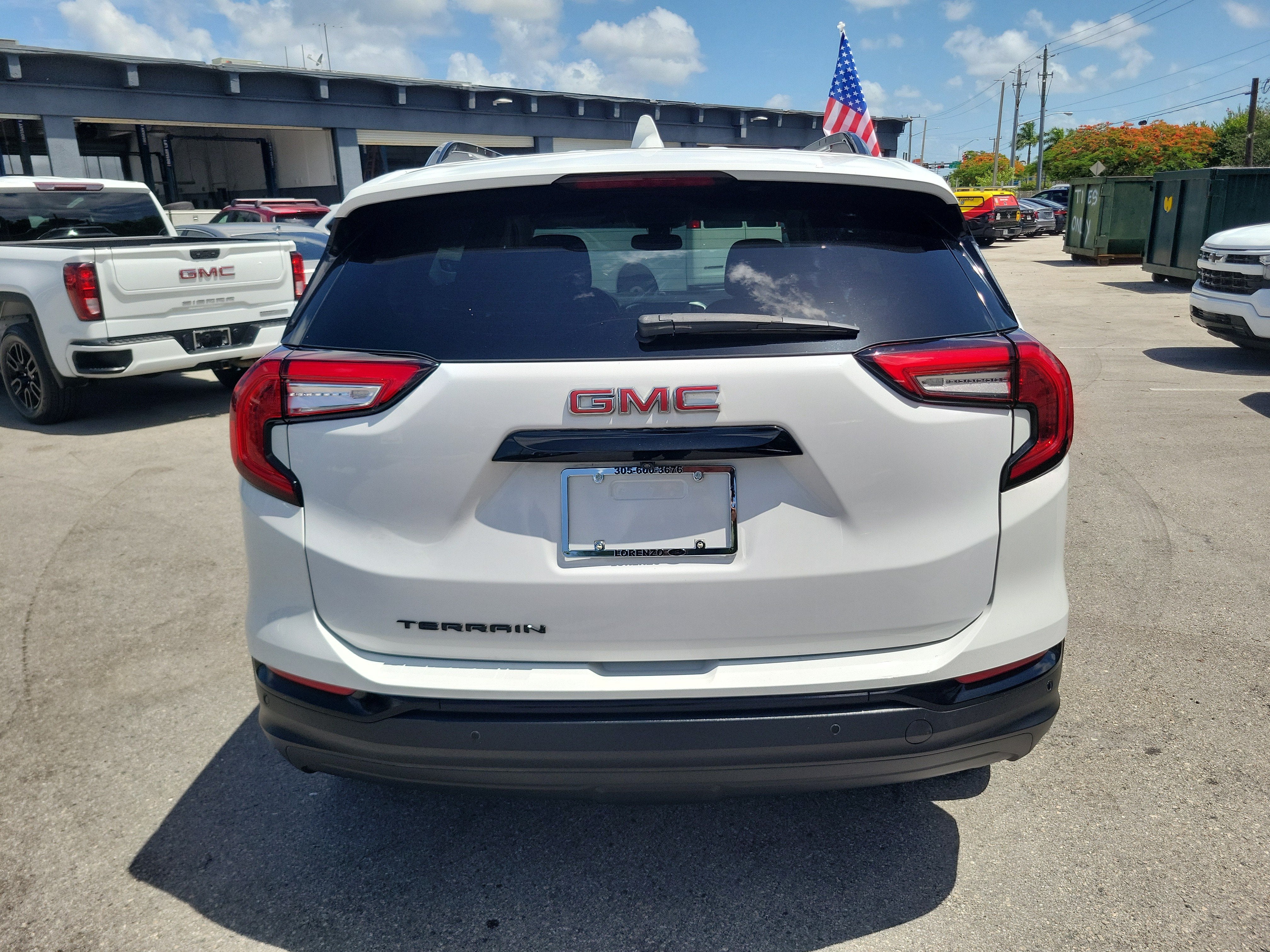 2023 GMC Terrain SLE