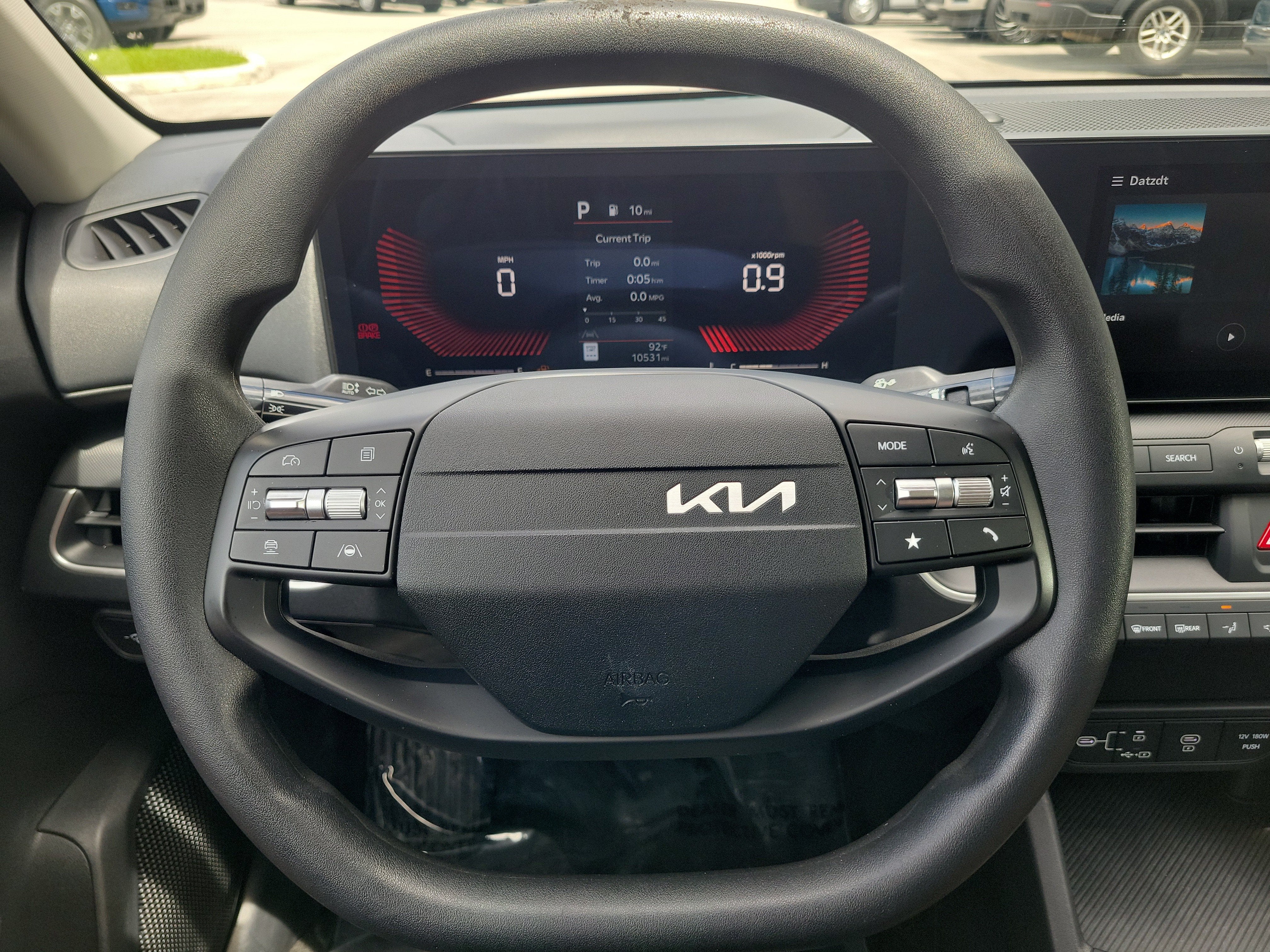 2025 Kia K4 LX