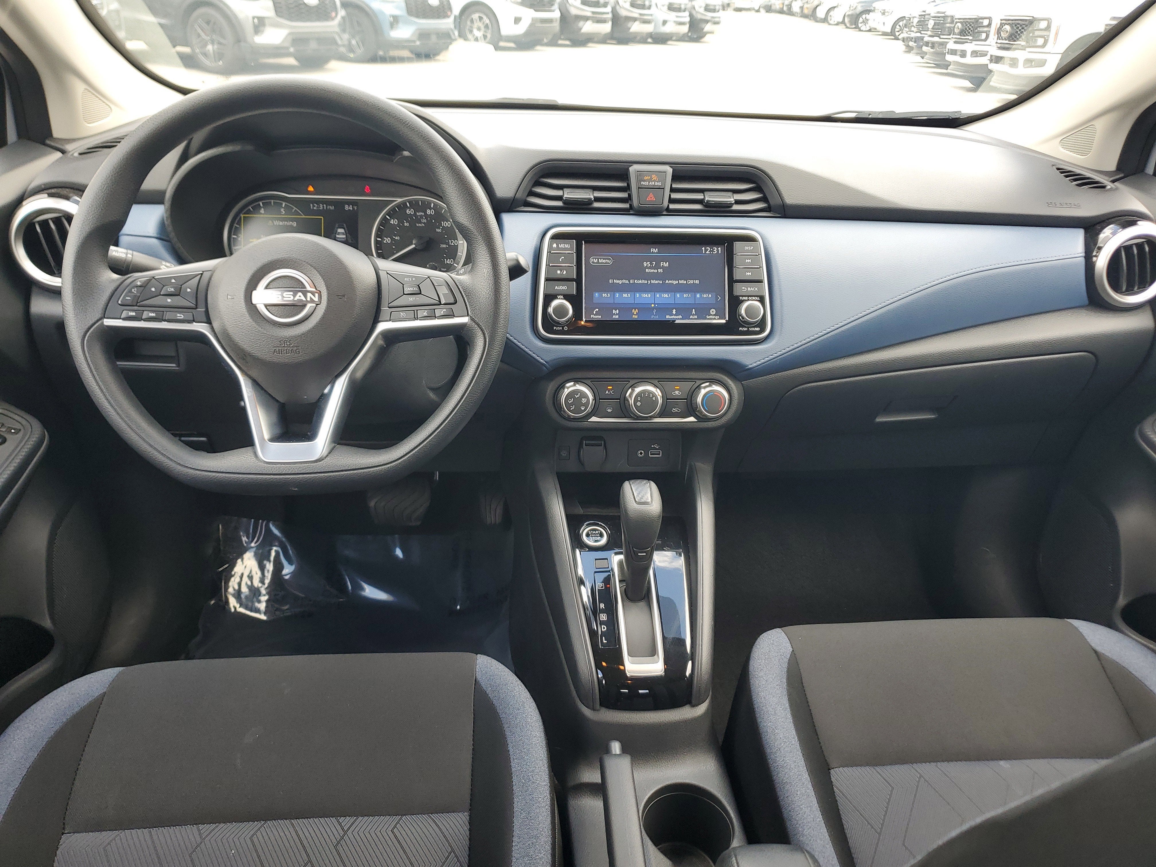 2025 Nissan Versa SV