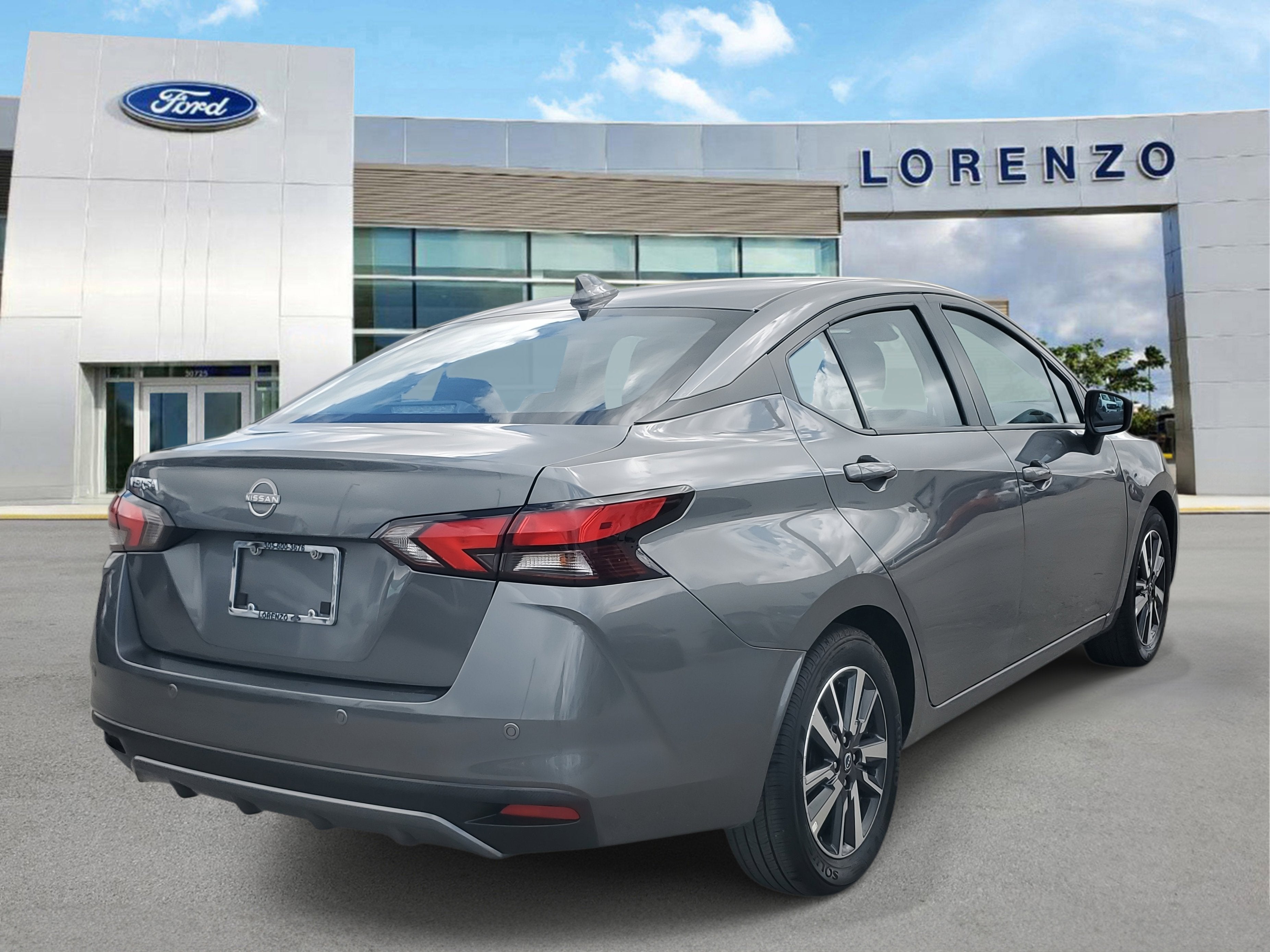 2025 Nissan Versa SV