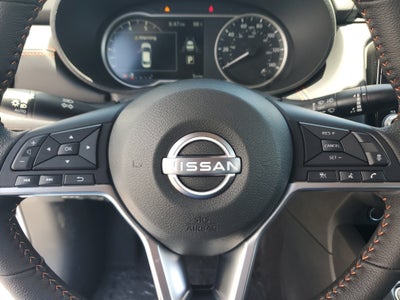 2025 Nissan Versa SR
