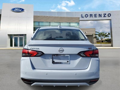 2025 Nissan Versa SR
