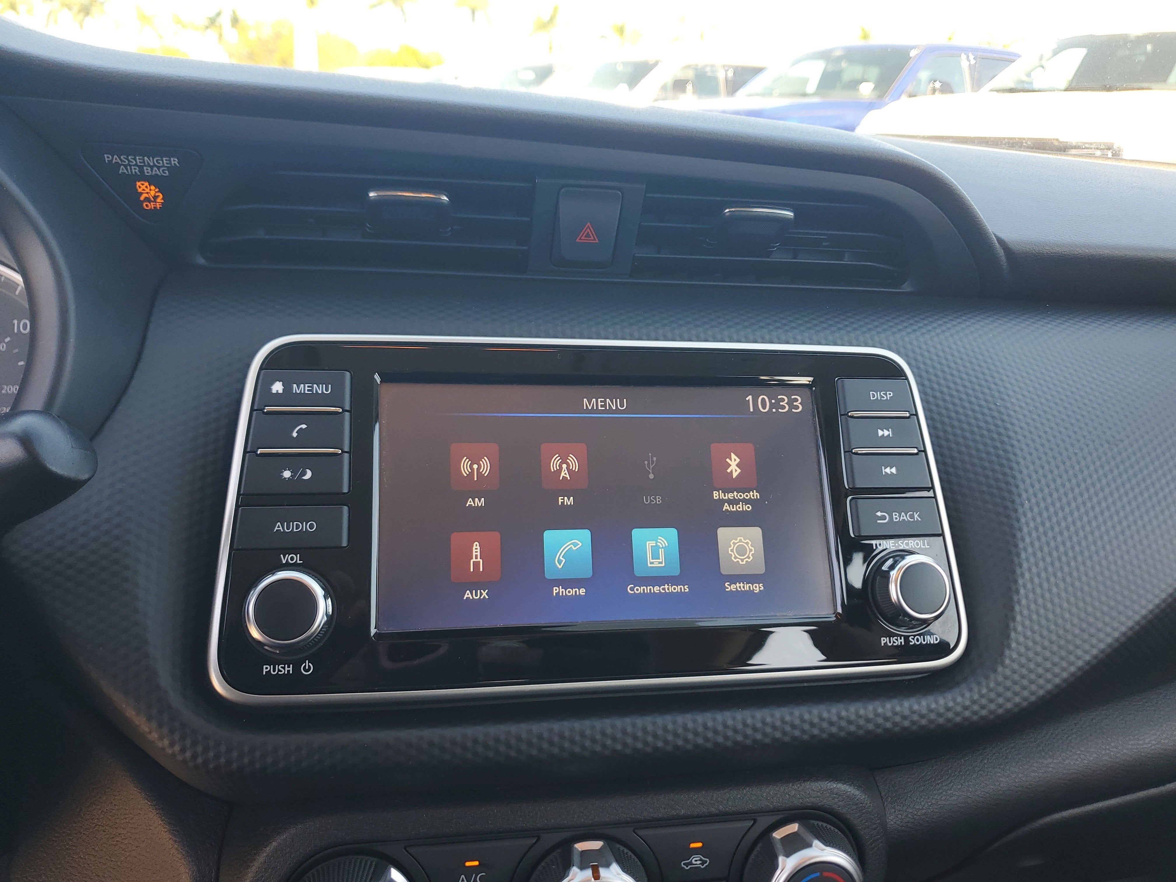 2024 Nissan Kicks S
