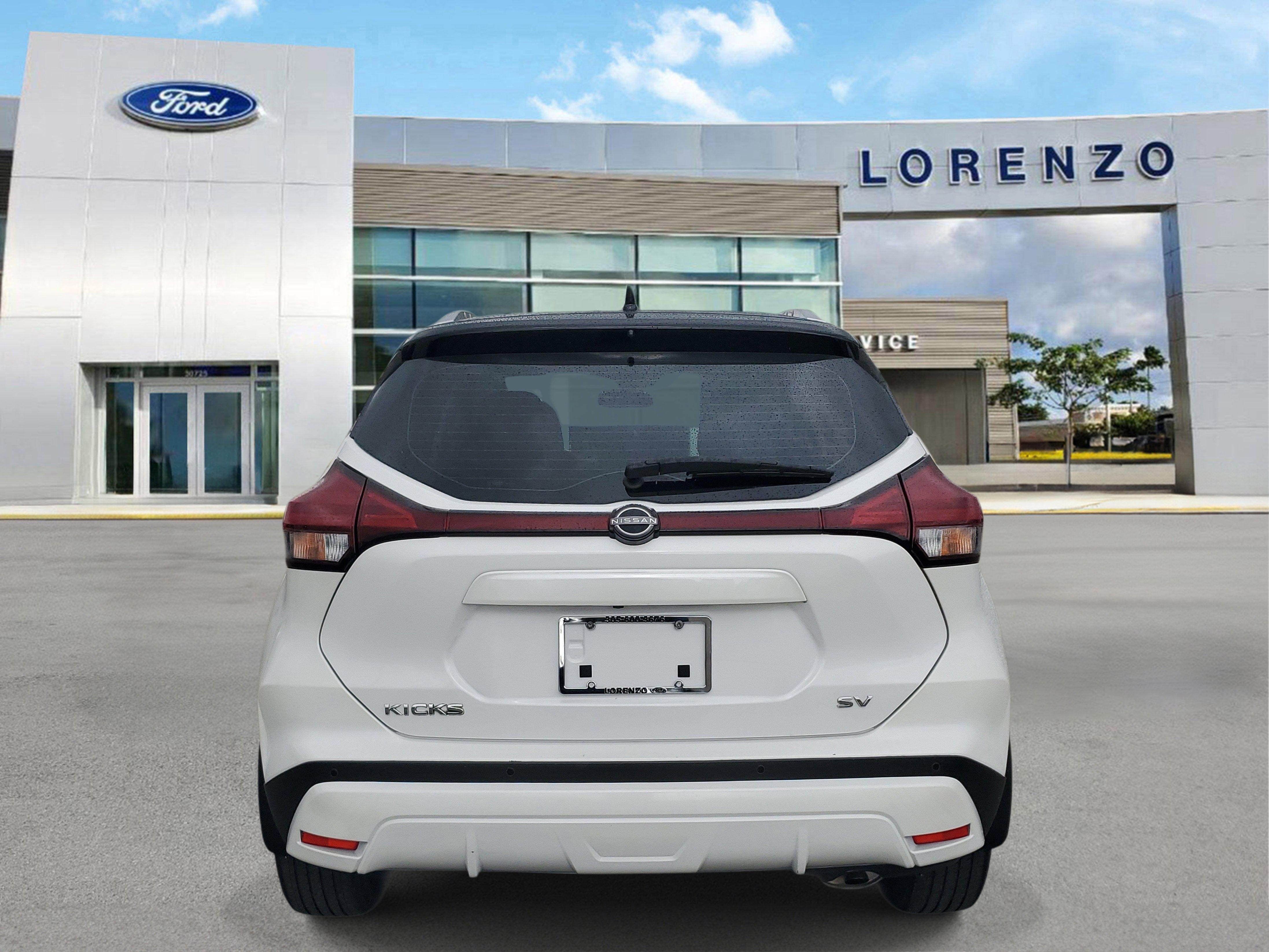 2023 Nissan Kicks SV