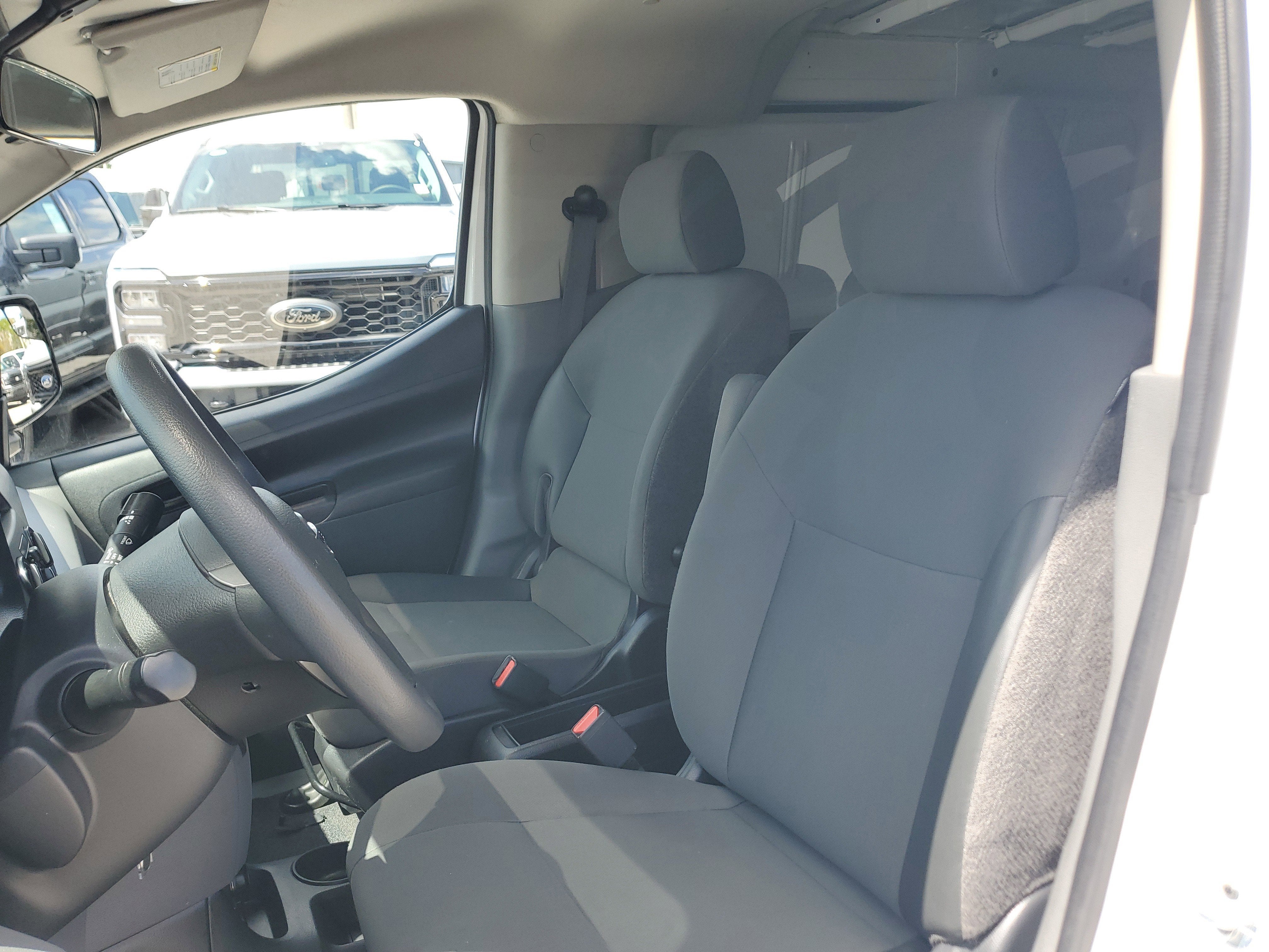 2018 Nissan NV200 Compact Cargo S