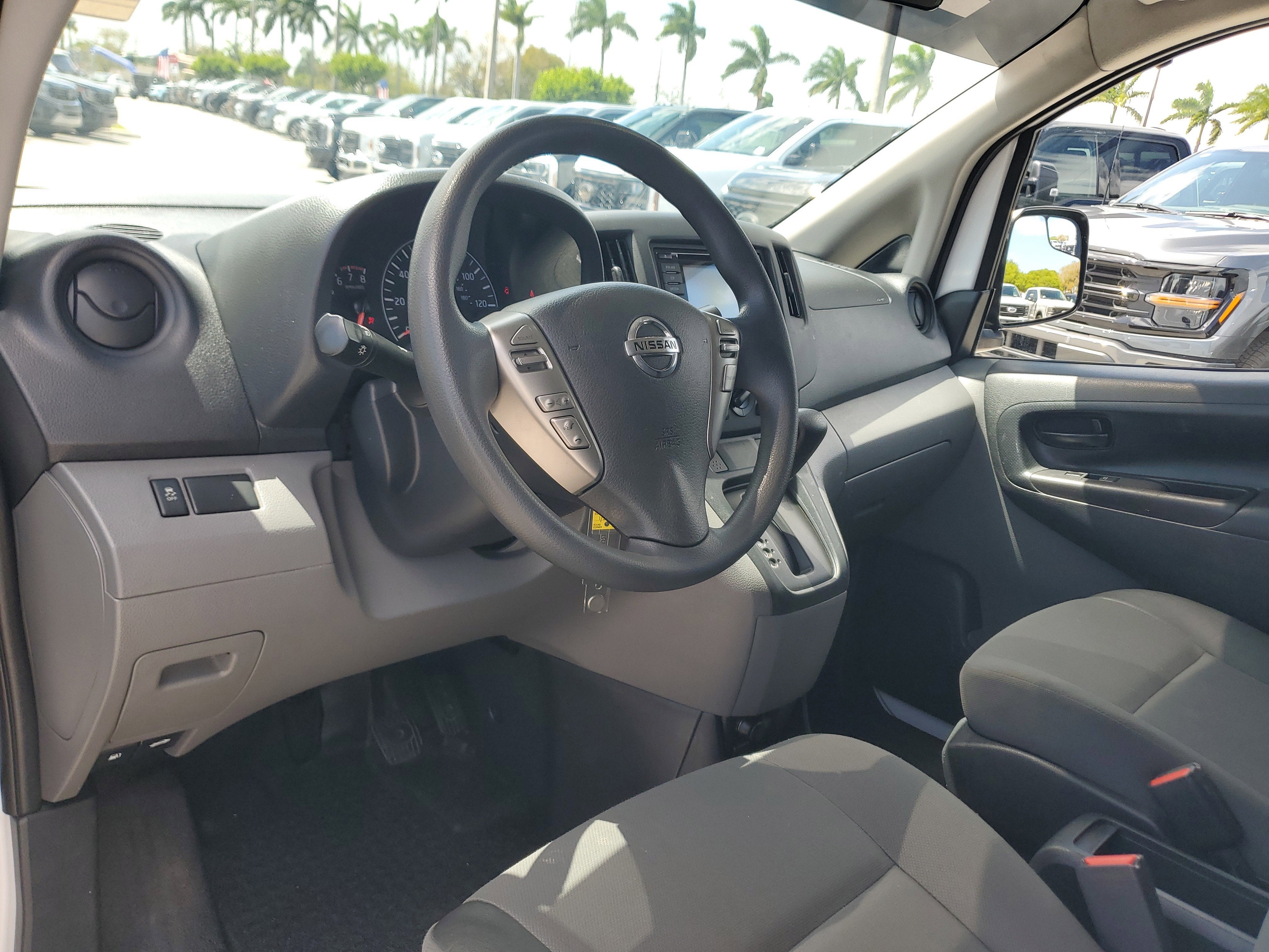 2018 Nissan NV200 Compact Cargo S