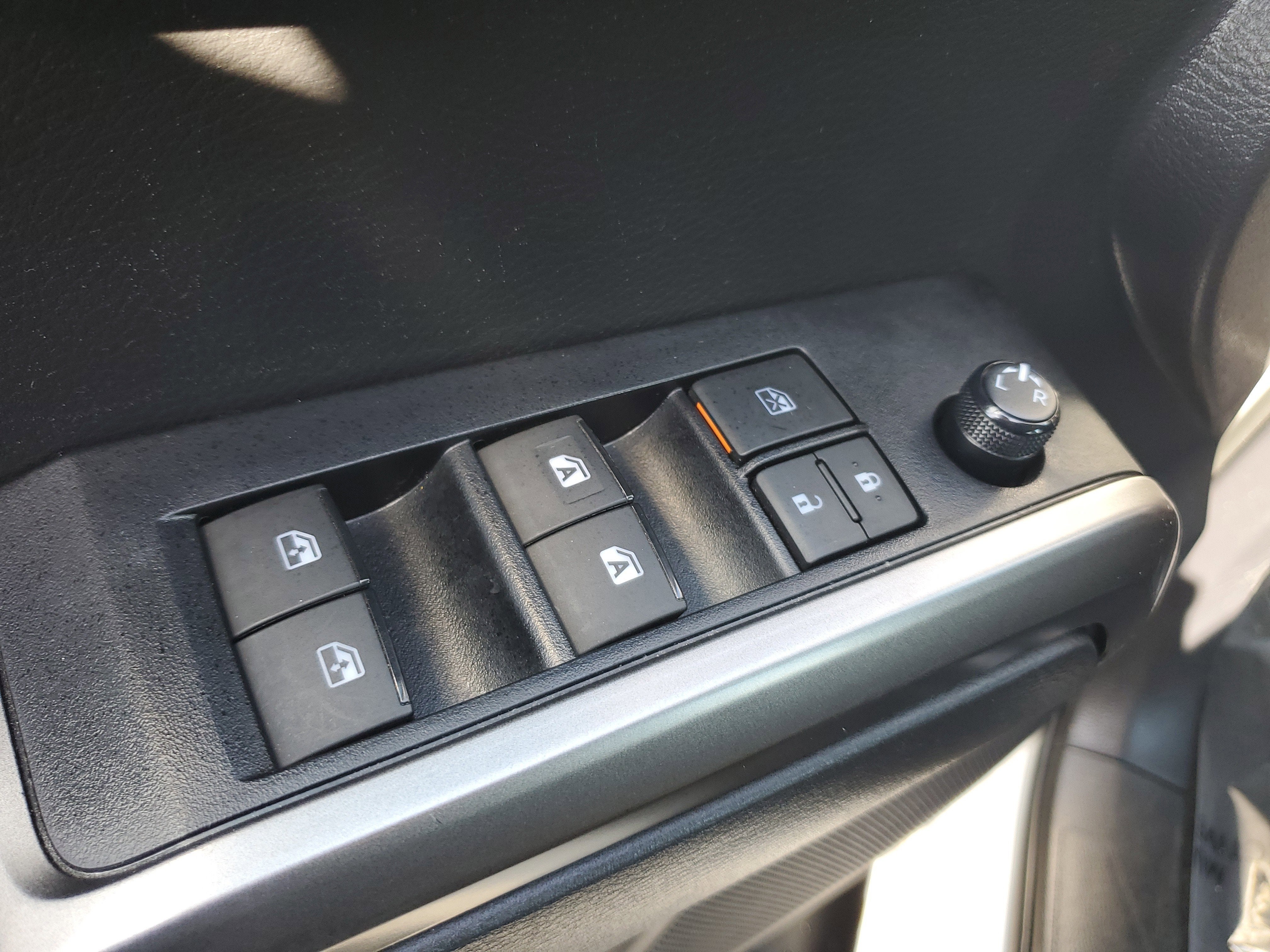 2023 Toyota Tacoma 2WD SR5