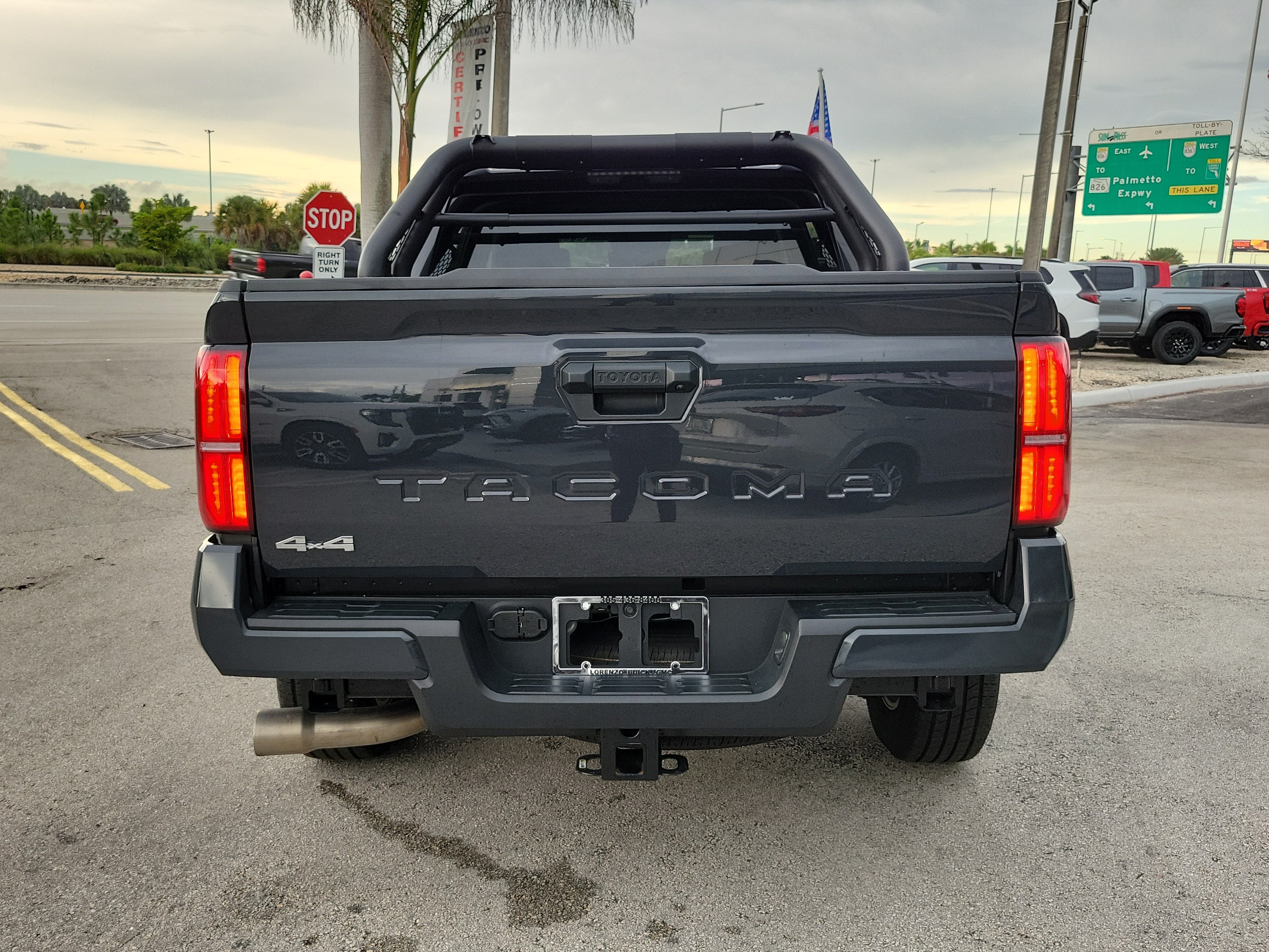 2025 Toyota Tacoma 4WD SR5 4WD
