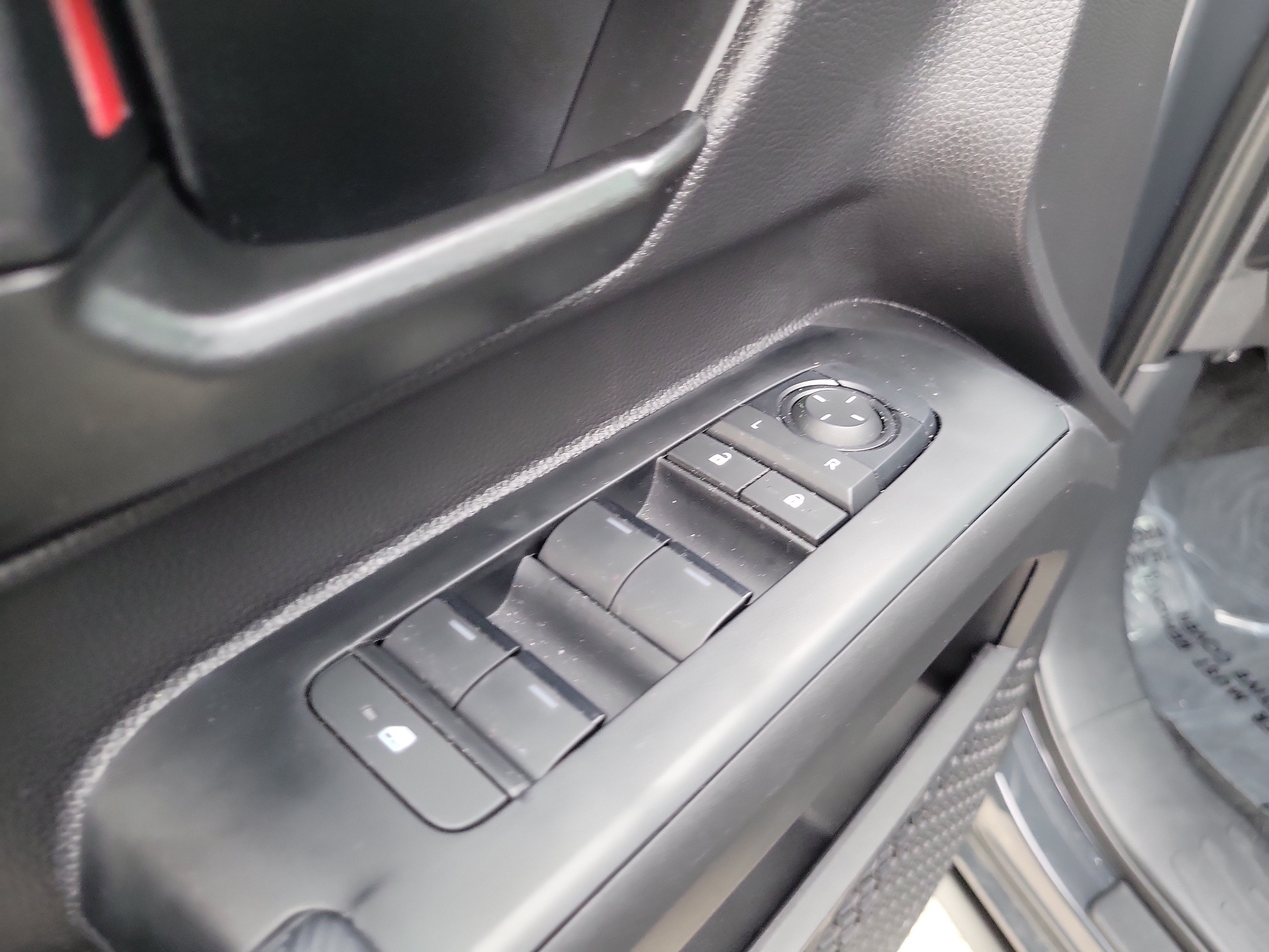 2025 Toyota Tacoma 4WD SR5 4WD