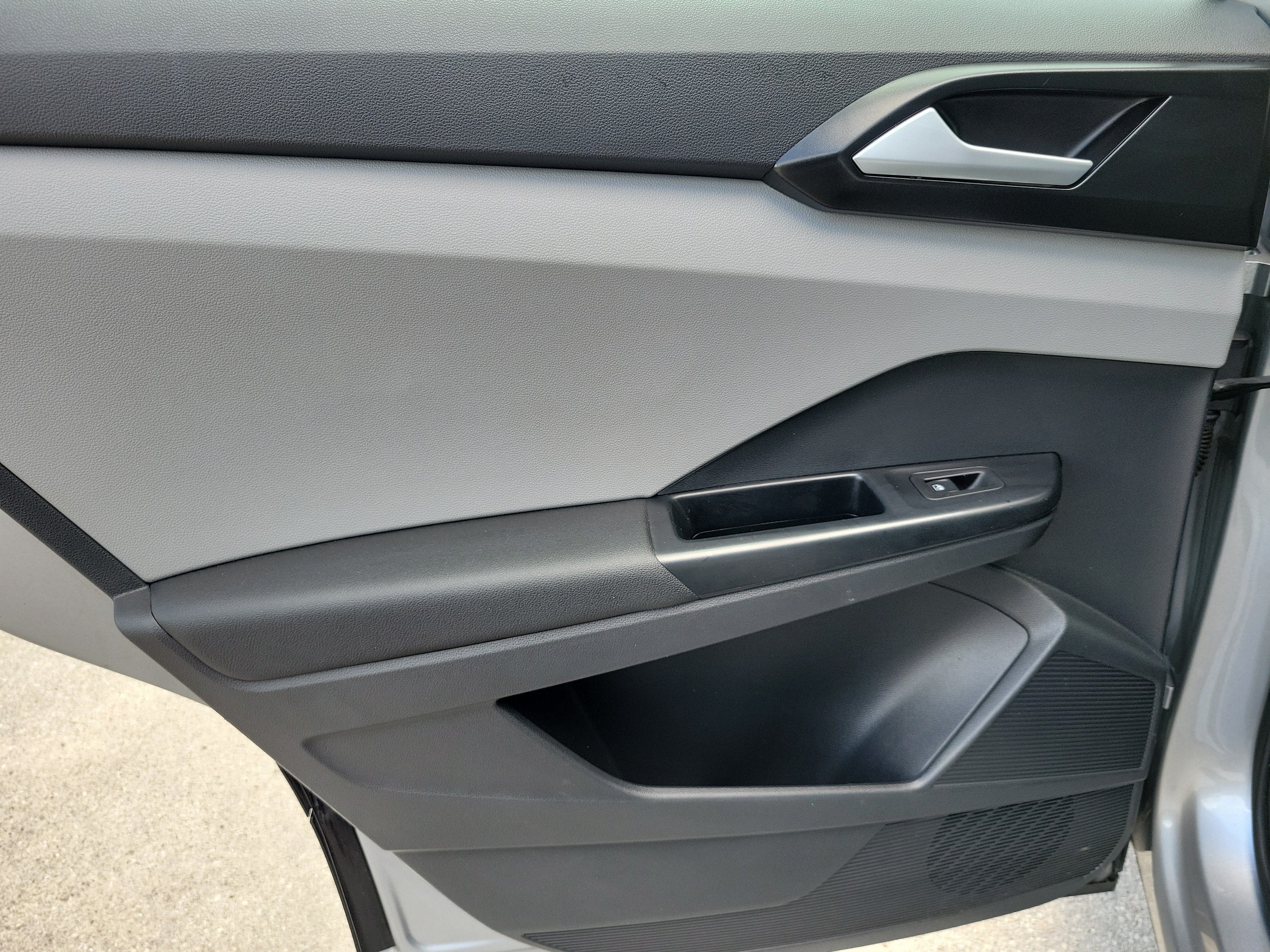 2023 Volkswagen Taos S