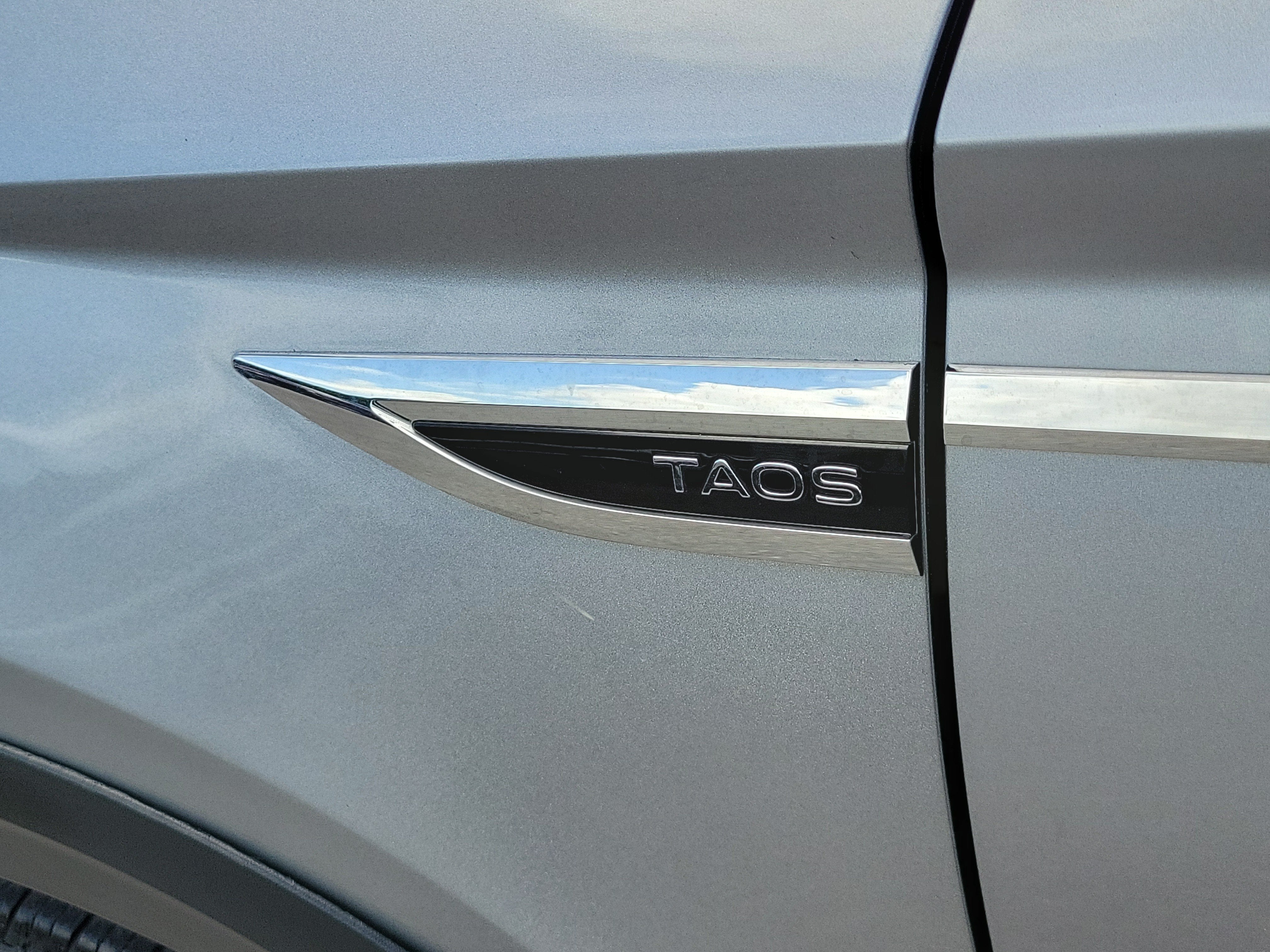 2023 Volkswagen Taos S