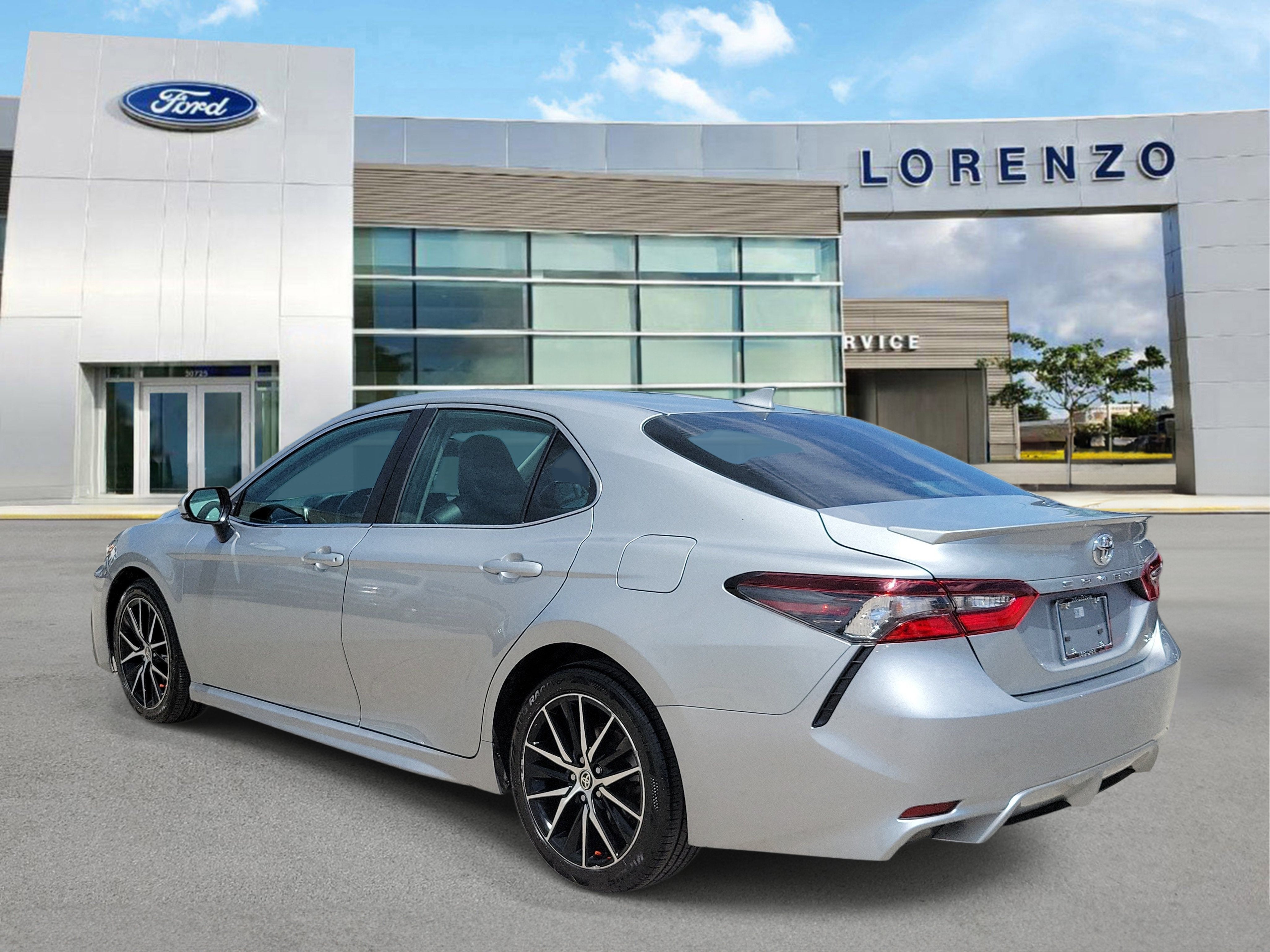 2024 Toyota Camry SE