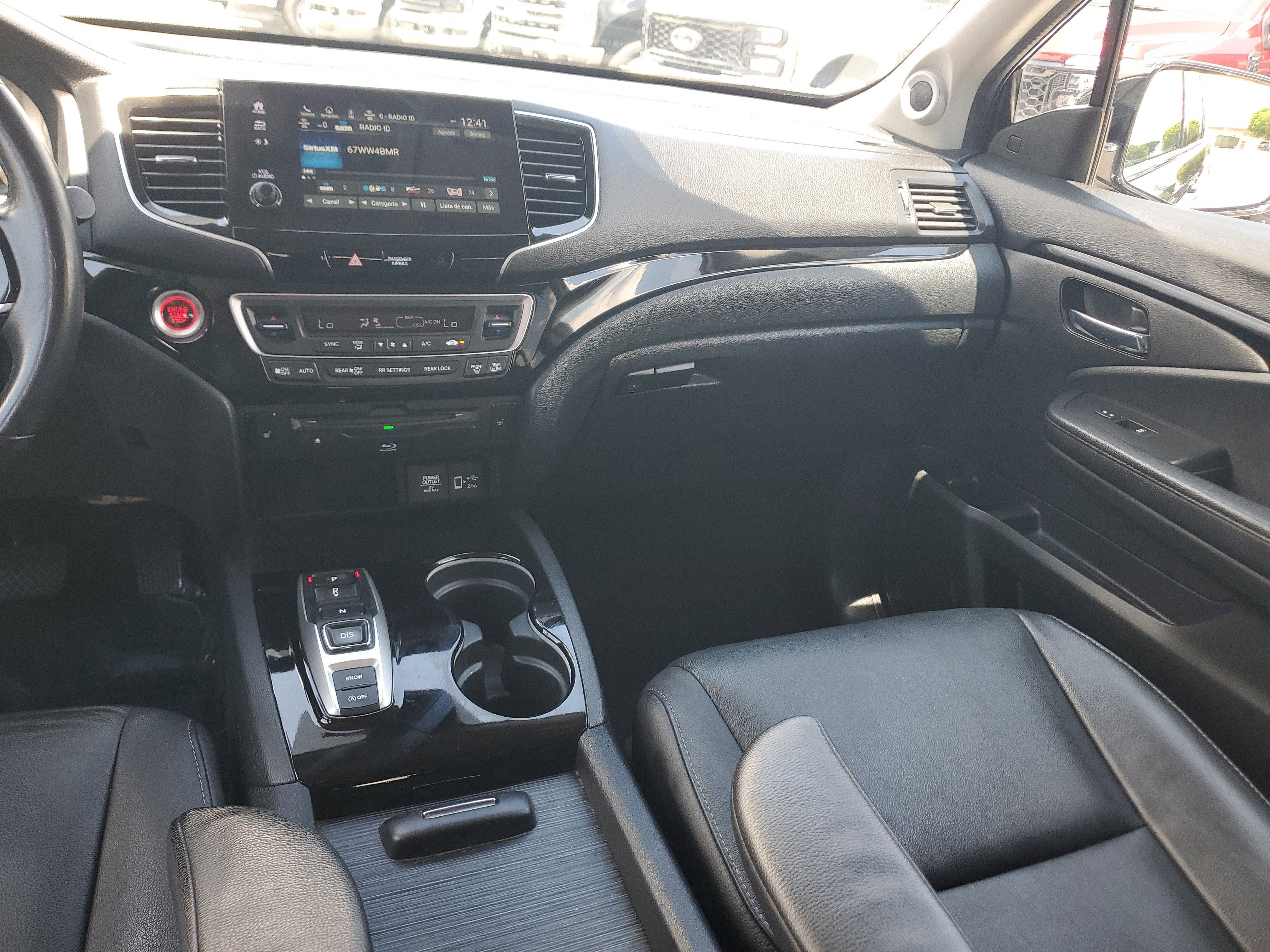 2022 Honda Pilot Touring 7-Passenger